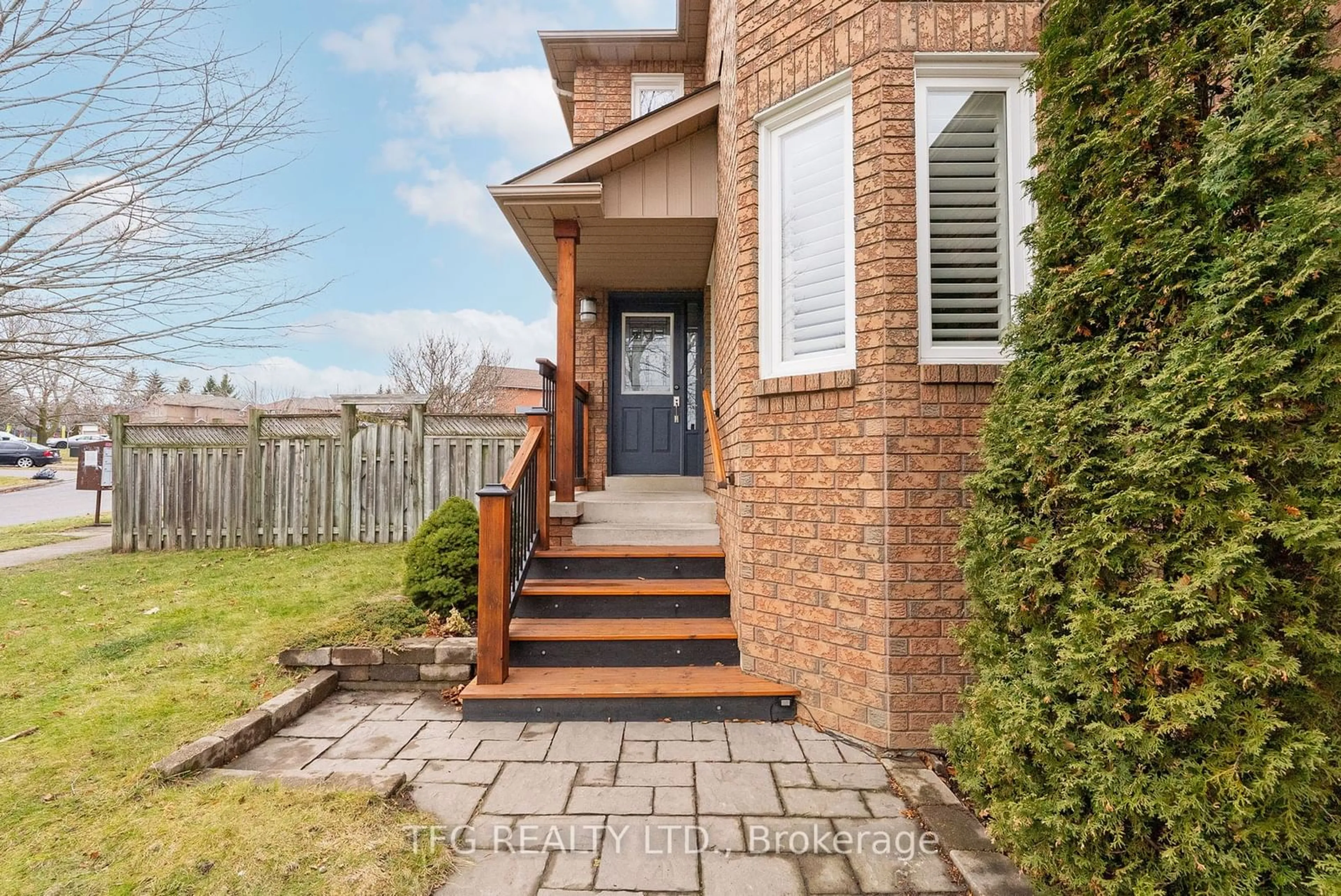 Home with brick exterior material, street for 82 Apple Blossom Blvd, Clarington Ontario L1C 4M4