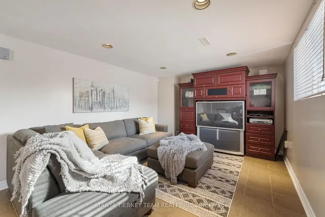 Additional property image - 18 Budworth Dr
