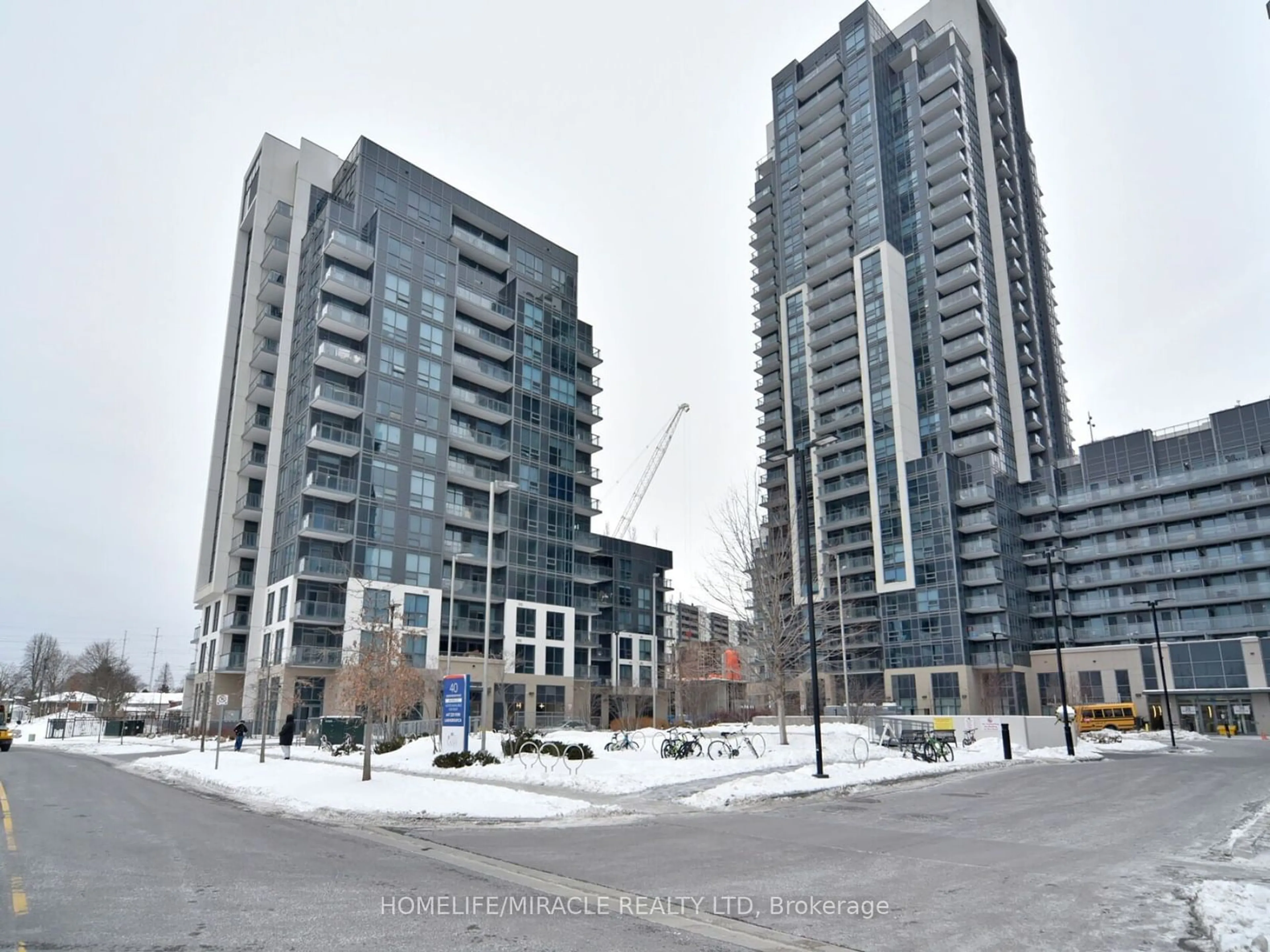 A pic from outside/outdoor area/front of a property/back of a property/a pic from drone, city buildings view from balcony for 10 Meadowglean Pl #801, Toronto Ontario M1G 0A8