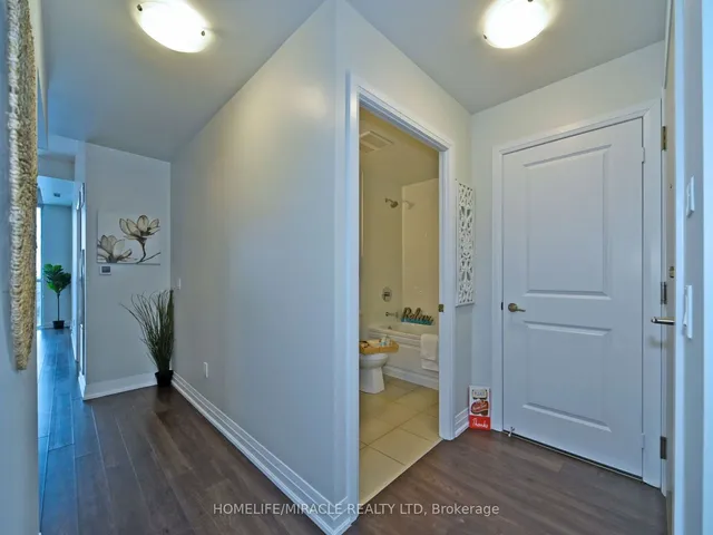 Additional property image - 10 Meadowglean Pl Unit 801