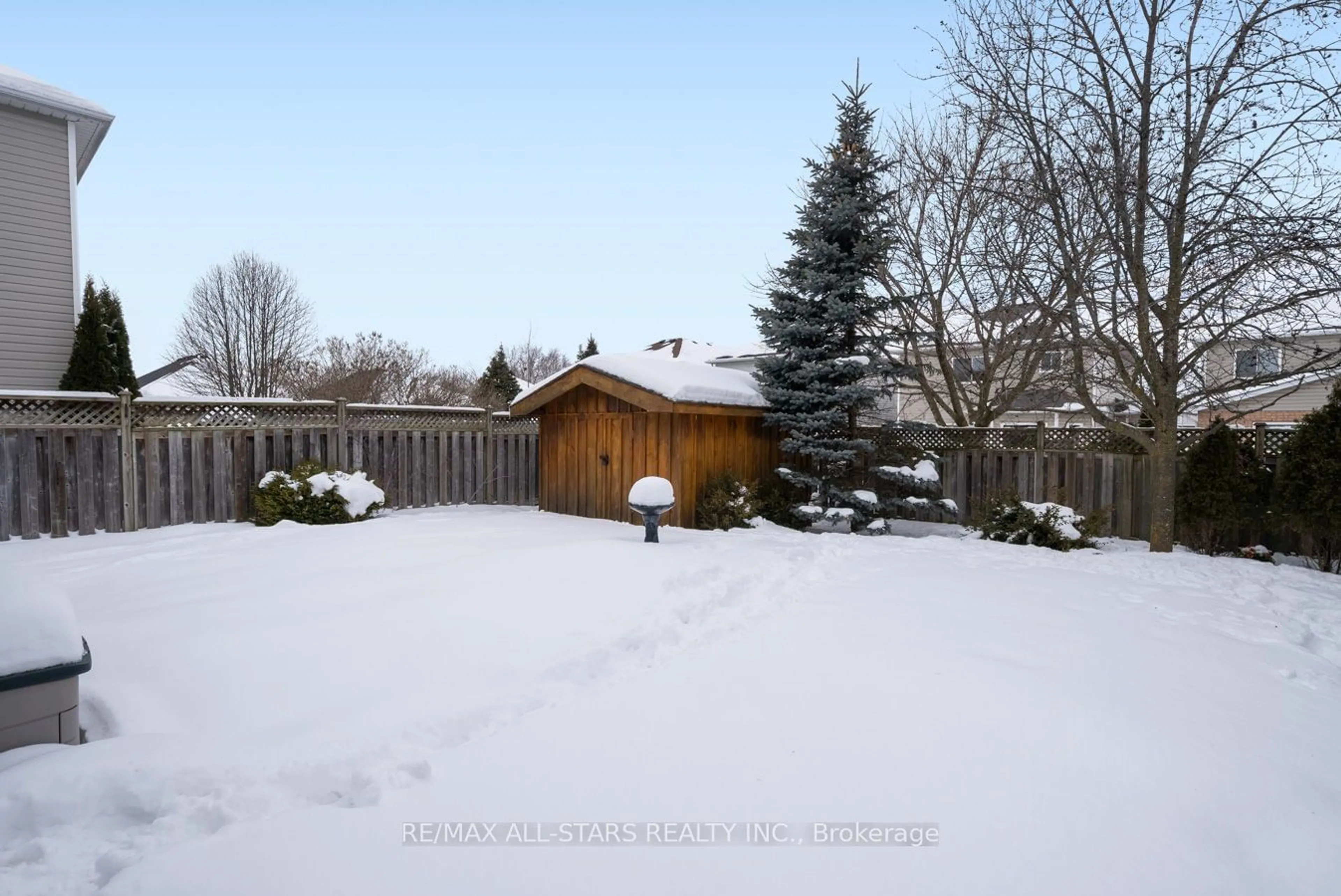 Shed for 47 Louis Way, Scugog Ontario L9L 1V6