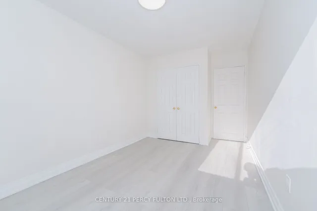 Additional property image - 100 Dundalk Dr Unit 212