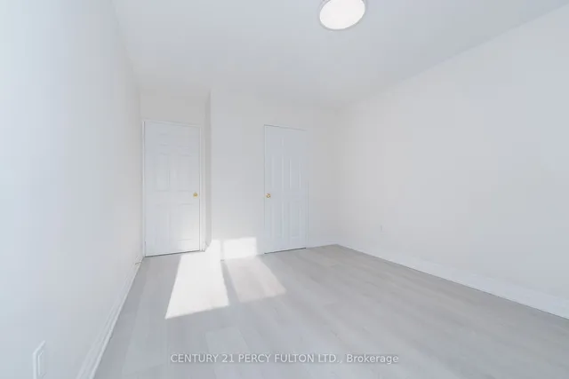 Additional property image - 100 Dundalk Dr Unit 212