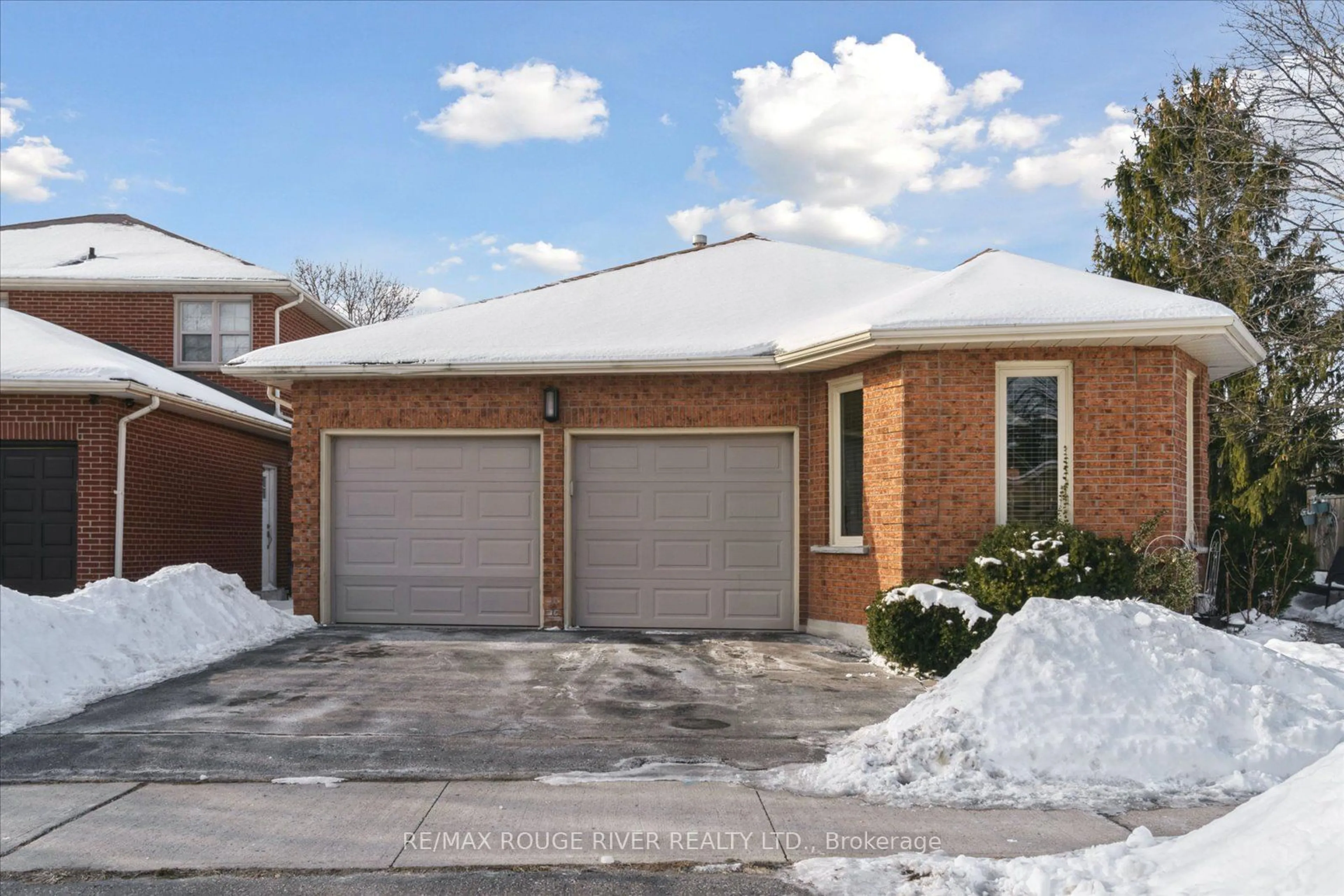 Home with brick exterior material, street for 96 Wyndfield Cres, Whitby Ontario L1N 8K9