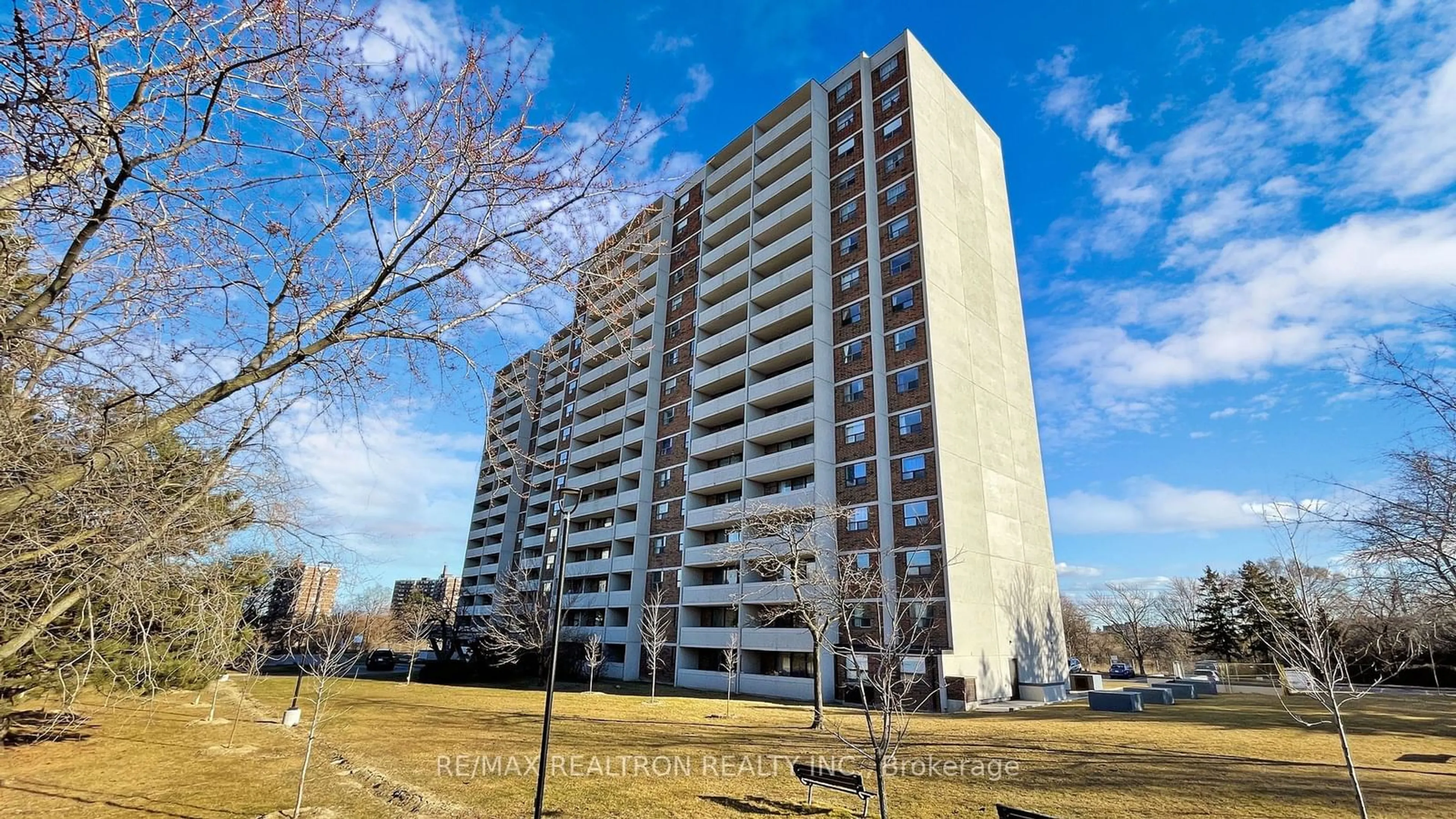 A pic from outside/outdoor area/front of a property/back of a property/a pic from drone, building for 301 Prudential Dr #1701, Toronto Ontario M1P 4V3