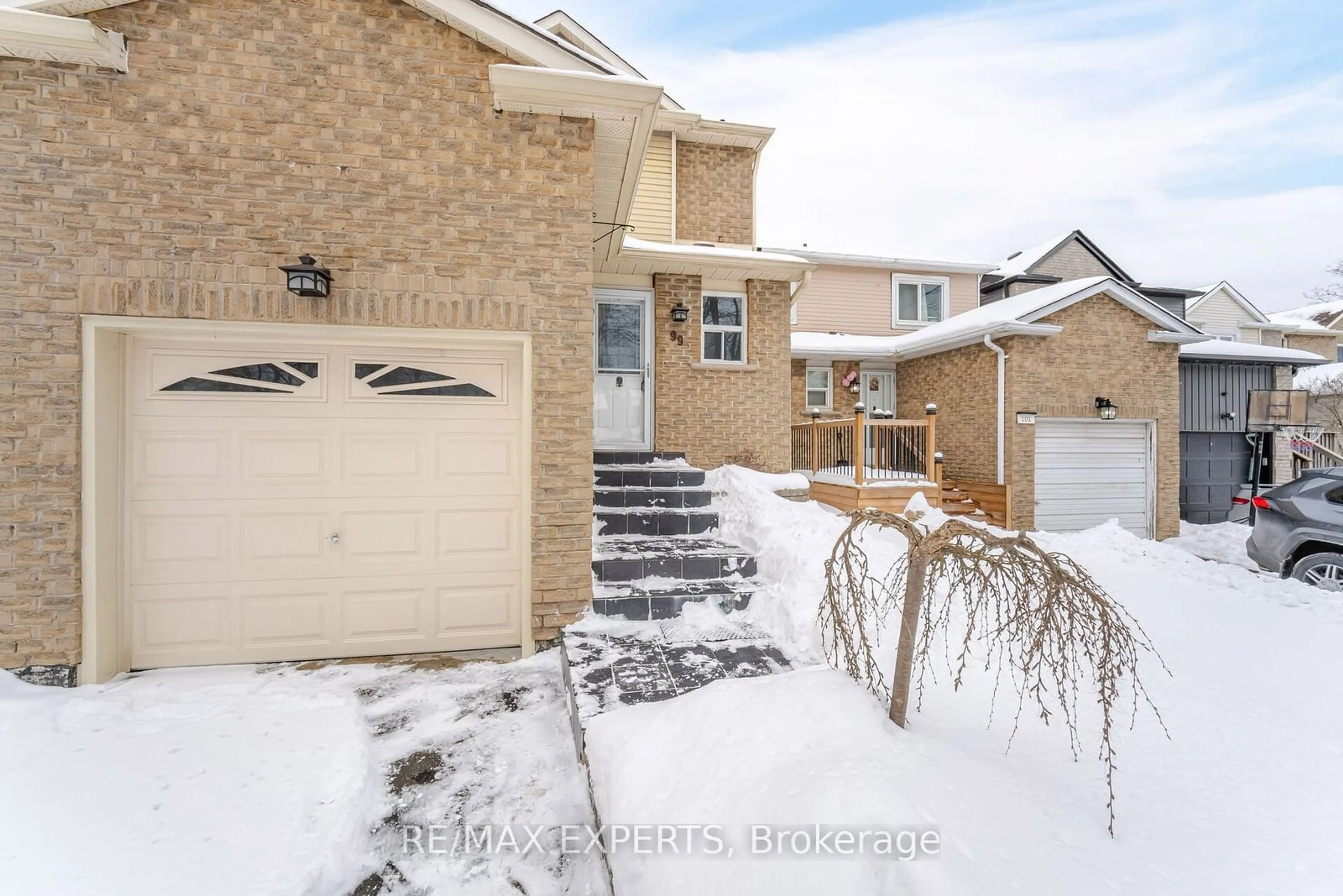 Unknown for 99 Greenfield Cres, Whitby Ontario L1N 7G2