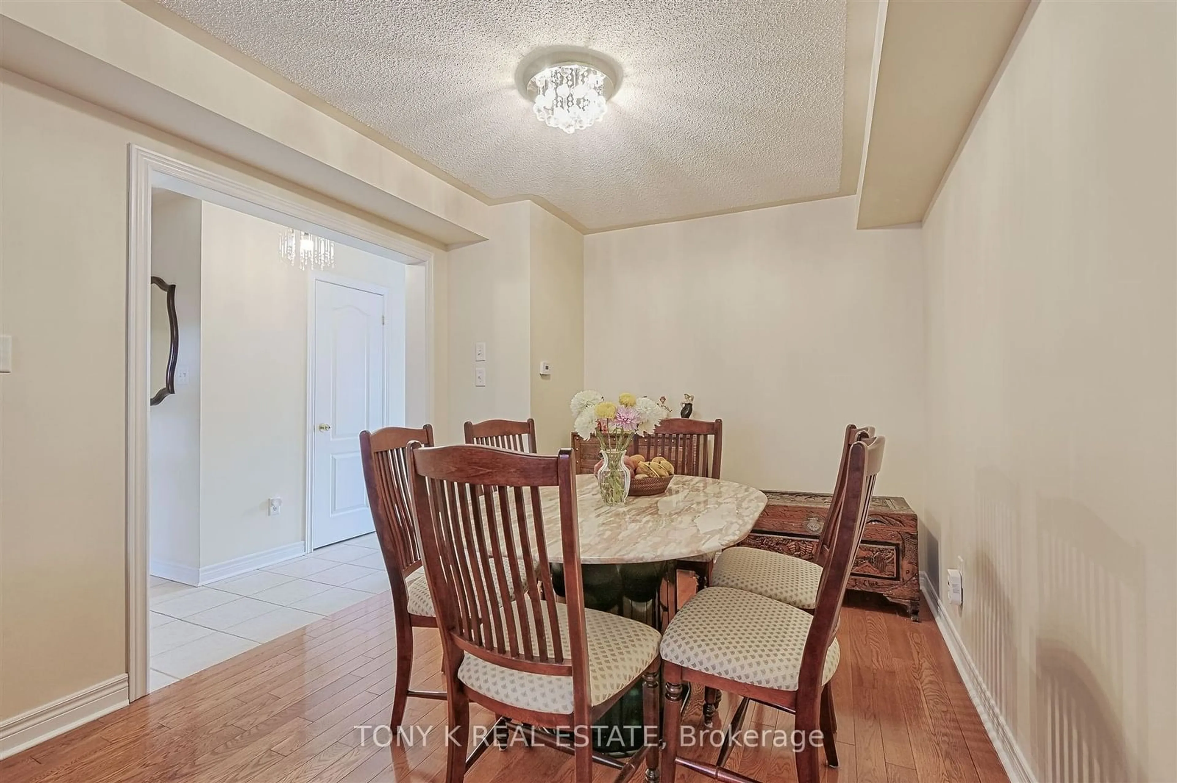 Dining room, unknown for 1B Falmouth Ave, Toronto Ontario M1K 4M5