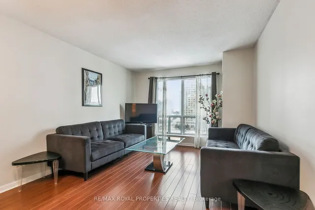 Additional property image - 11 Lee Centre Dr Unit 1002