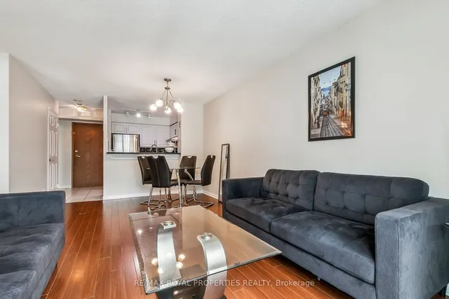 Additional property image - 11 Lee Centre Dr Unit 1002