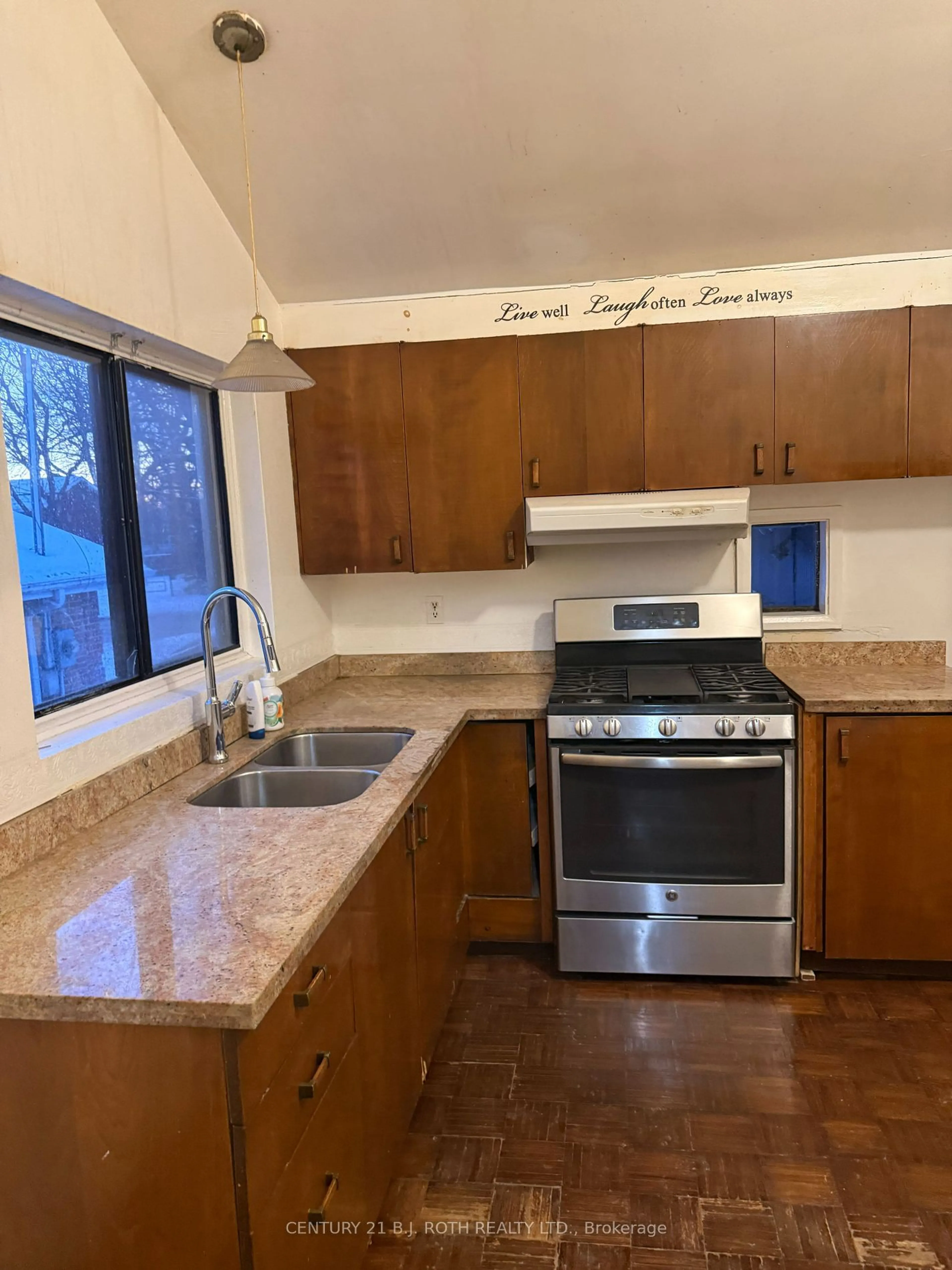 Standard kitchen, unknown for 277 Birkdale Rd, Toronto Ontario M1P 3S3