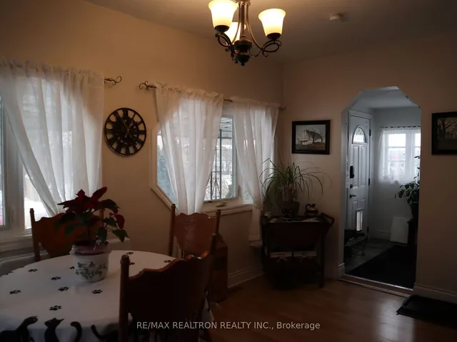 Additional property image - 153 Pitt Ave