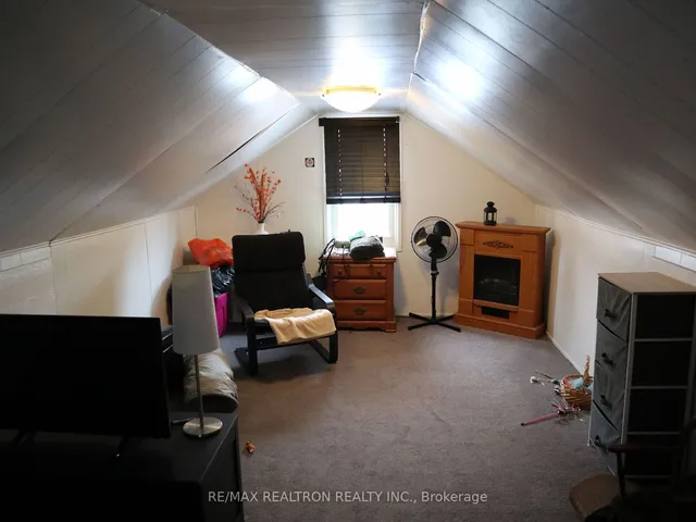 Additional property image - 153 Pitt Ave
