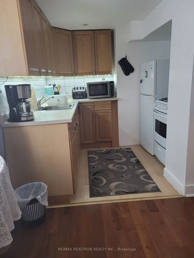 Additional property image - 153 Pitt Ave