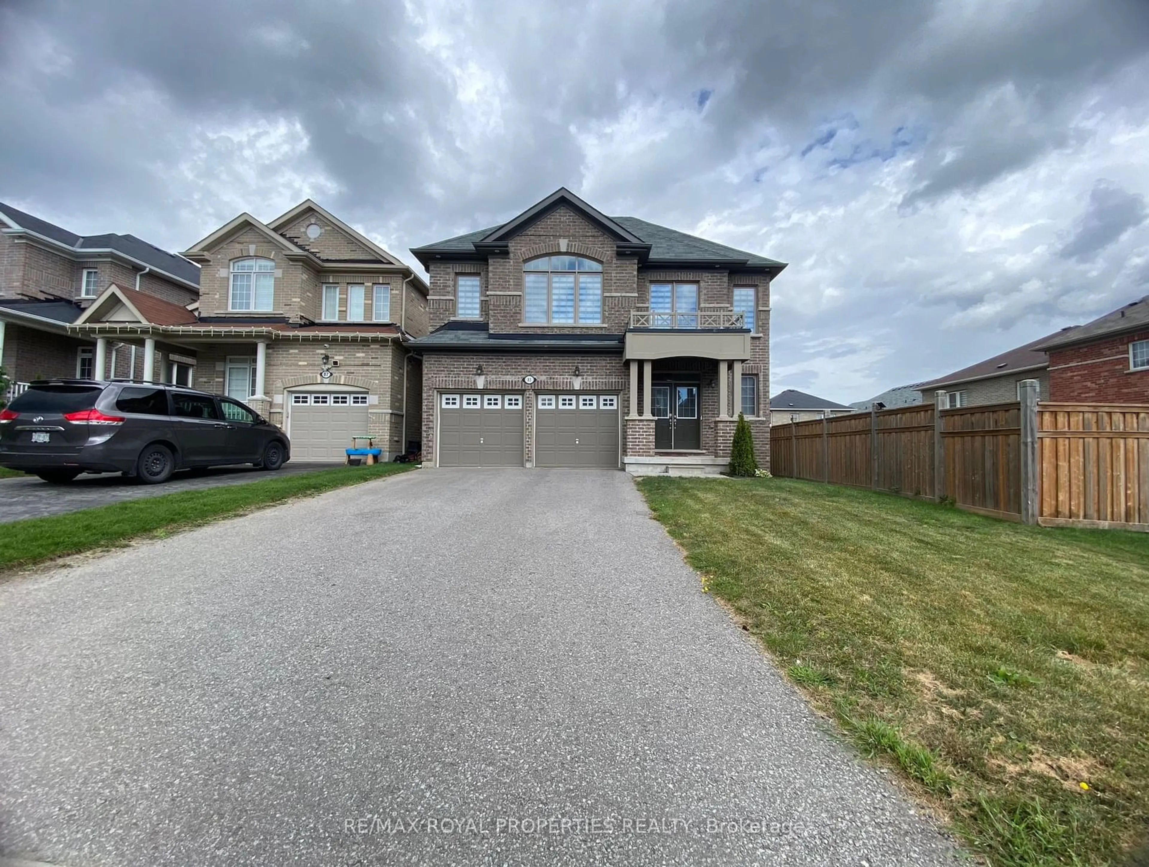 Unknown for 83 Whitehand Dr, Clarington Ontario L1B 0L2