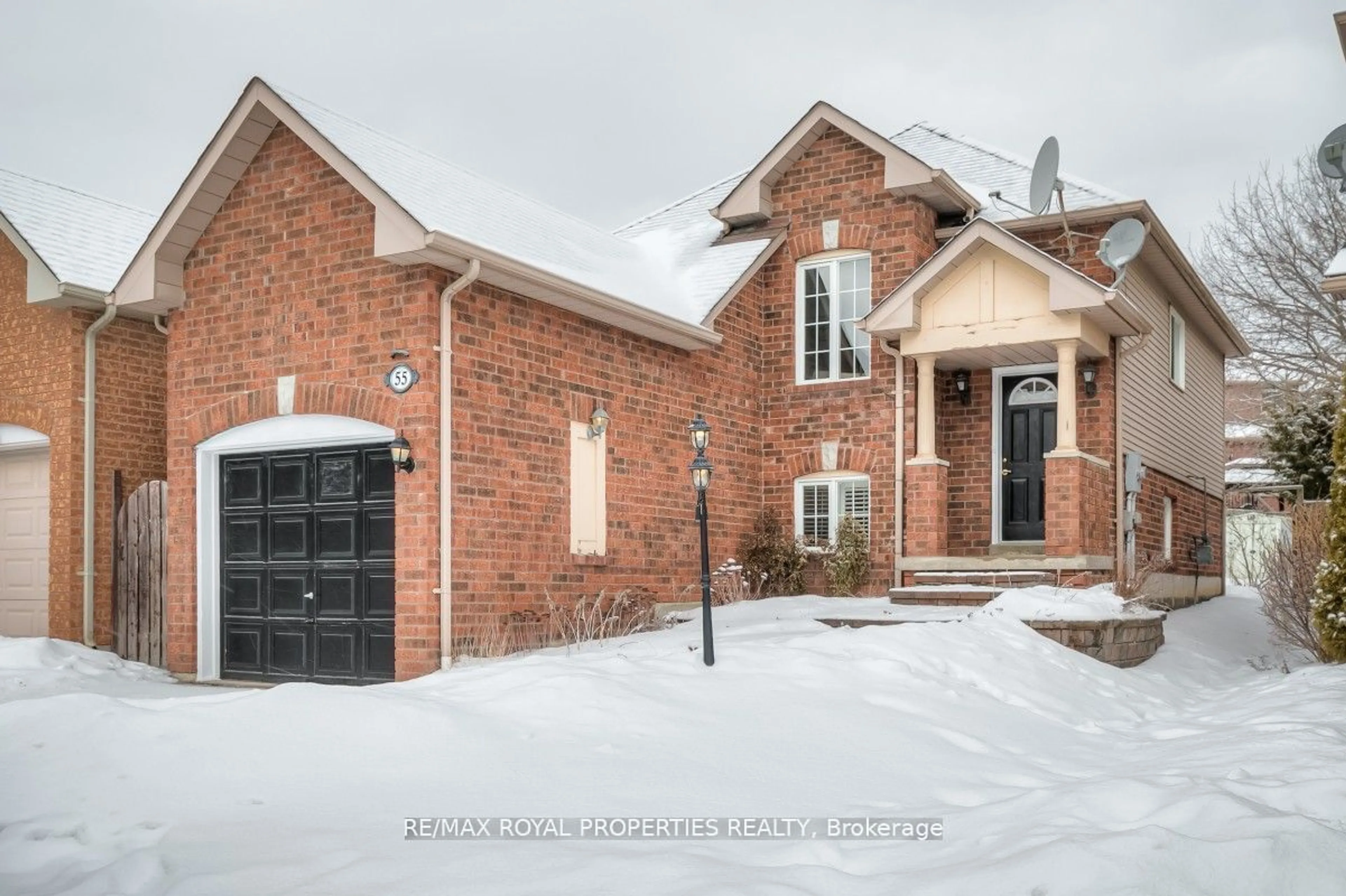 Home with brick exterior material, street for 55 Abernethy Cres, Clarington Ontario L1C 4Z1