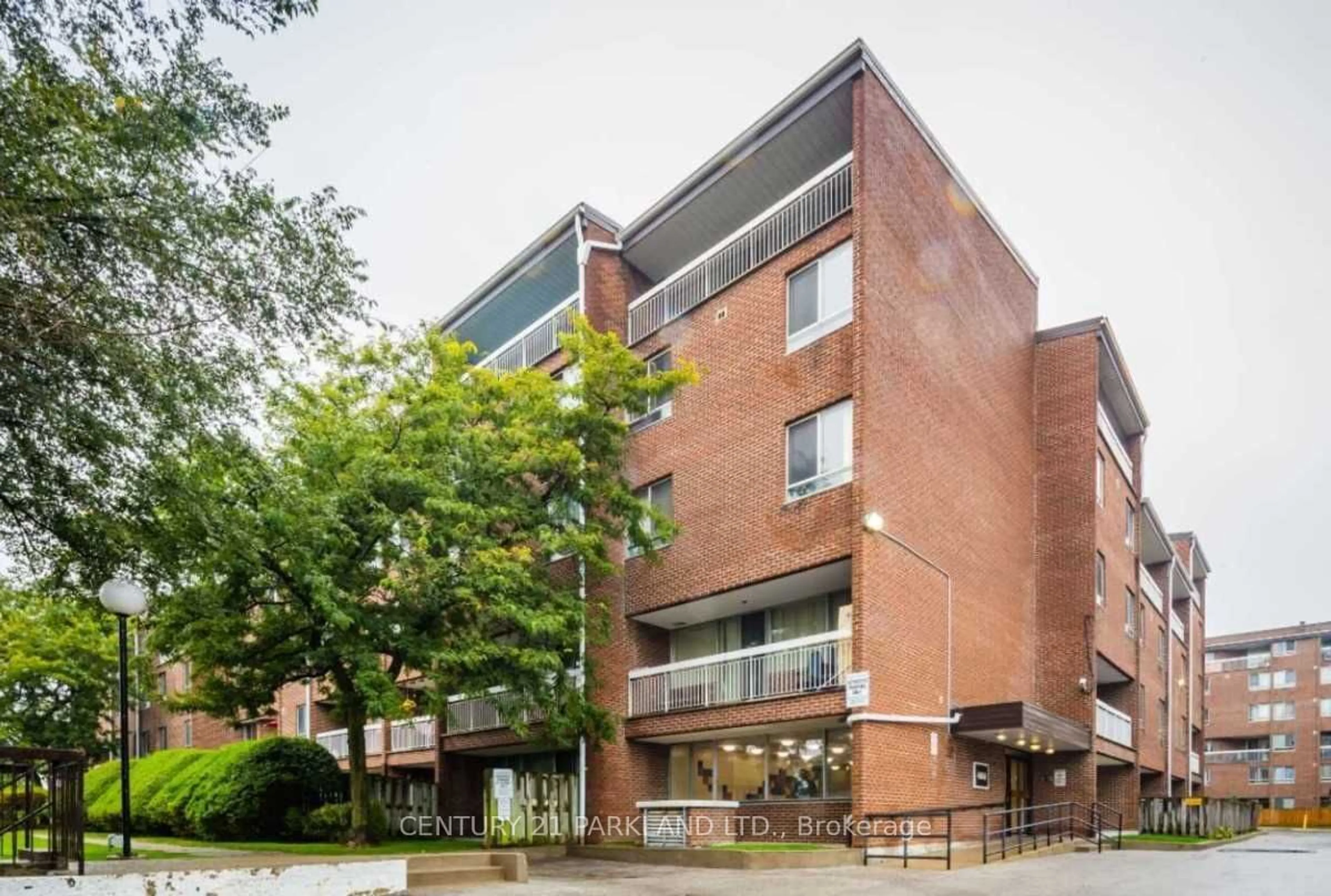 Home with brick exterior material, building for 4060 Lawrence Ave #111, Toronto Ontario M1E 4V4