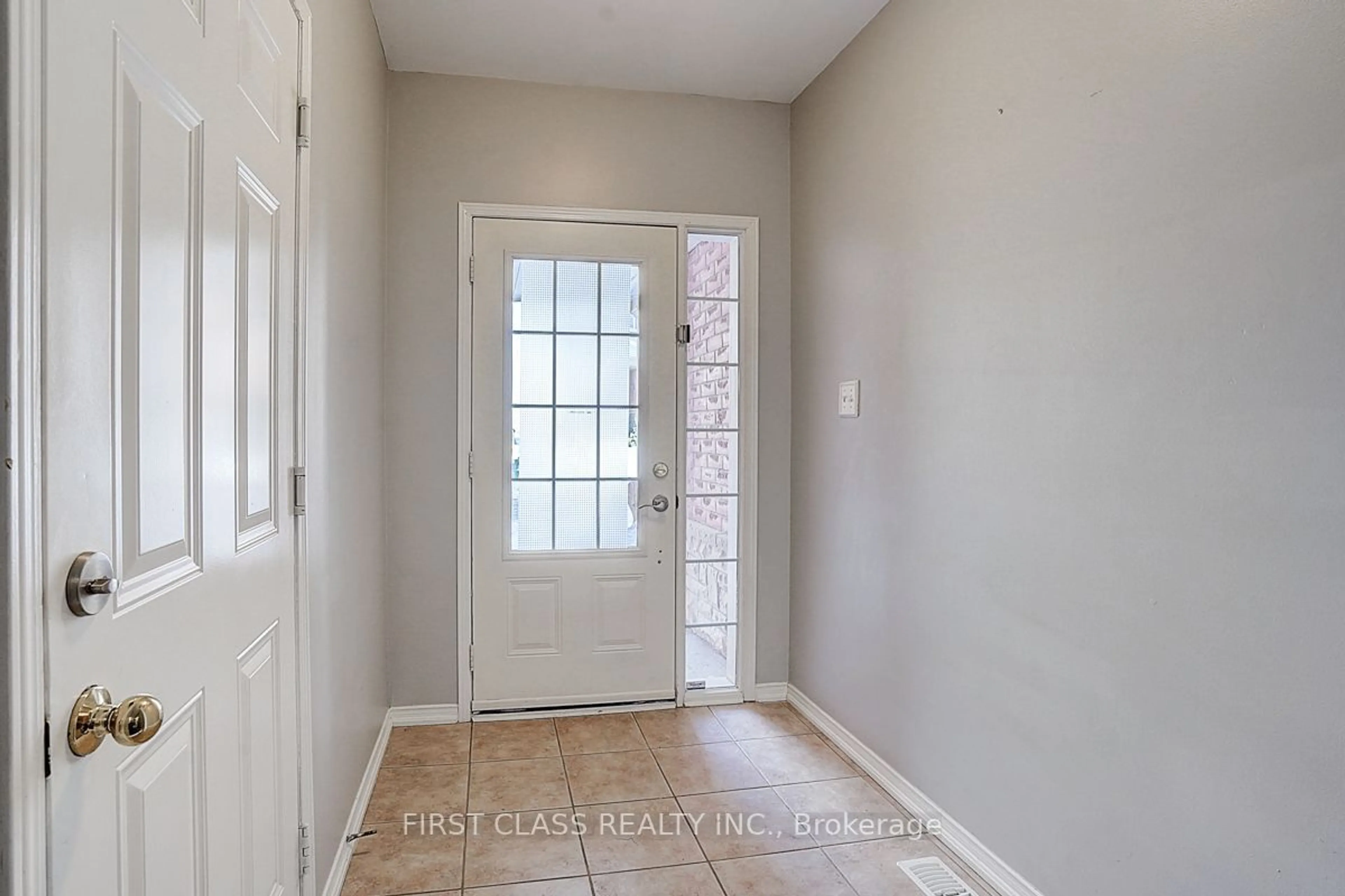 Indoor entryway for 11 Hesketh Rd, Ajax Ontario L1Z 0K6