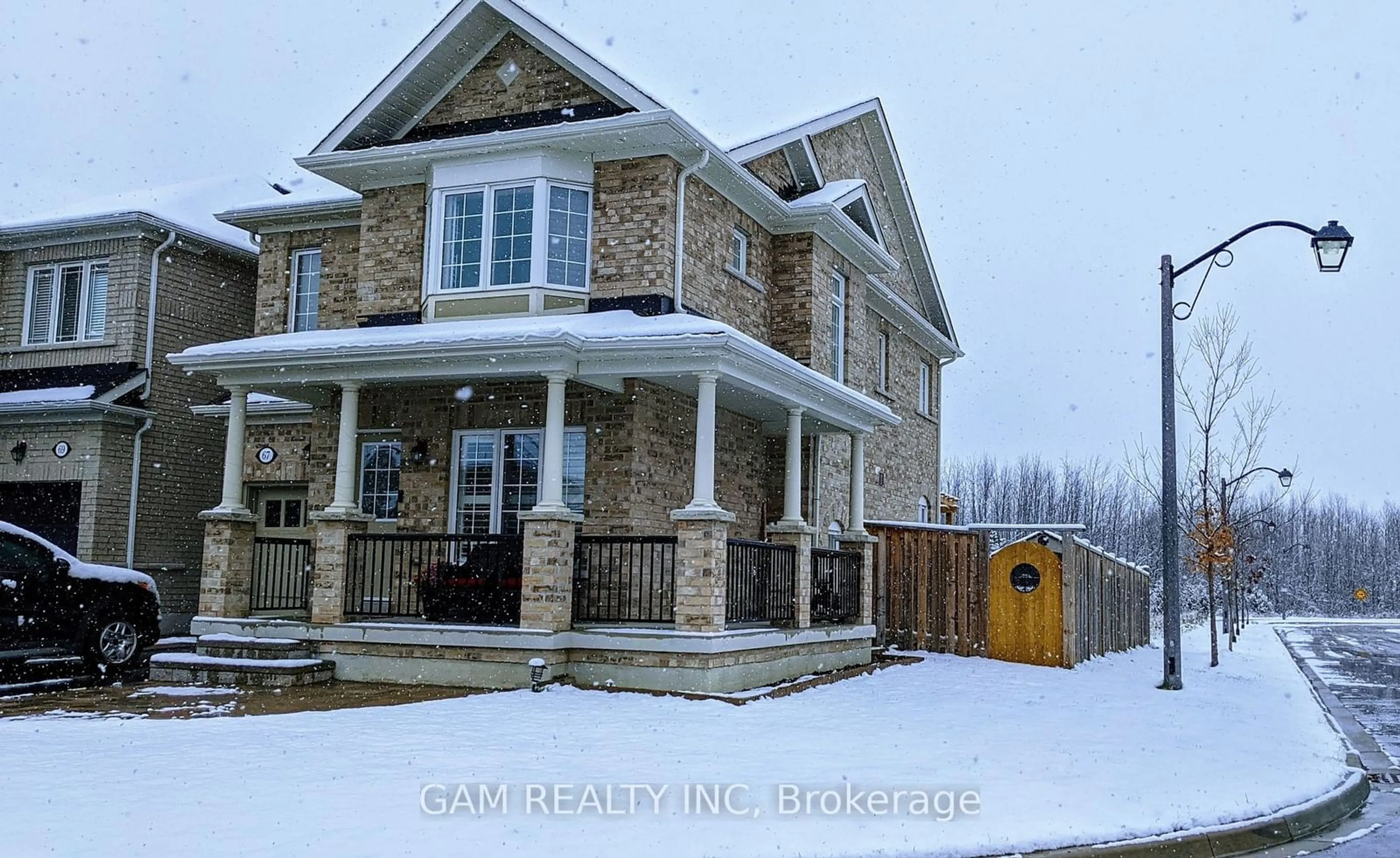 A pic from outside/outdoor area/front of a property/back of a property/a pic from drone, unknown for 67 Snowling Dr, Ajax Ontario L1Z 0M4