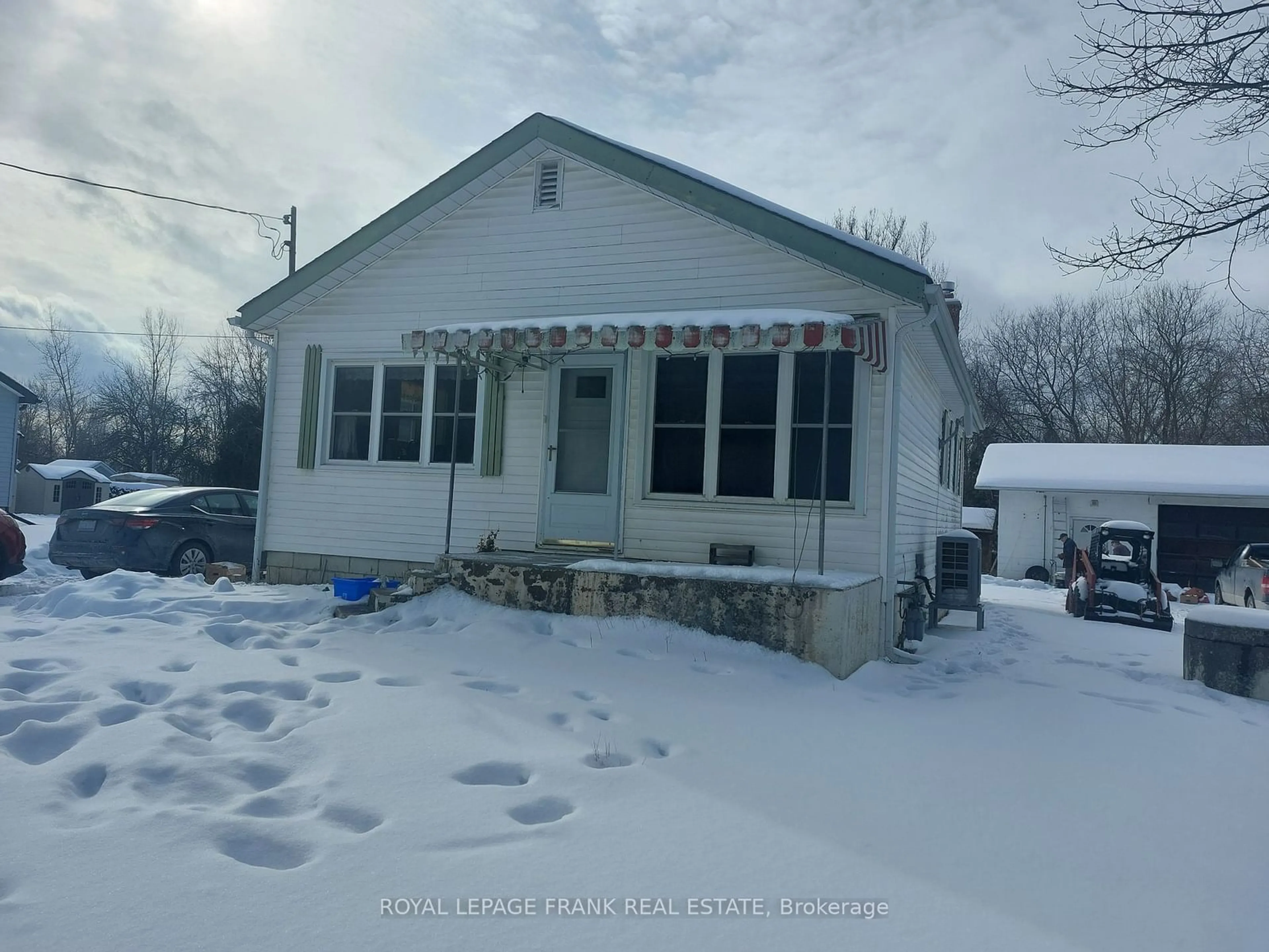 Unknown for 4106 Courtice Rd, Clarington Ontario L1C 3K4