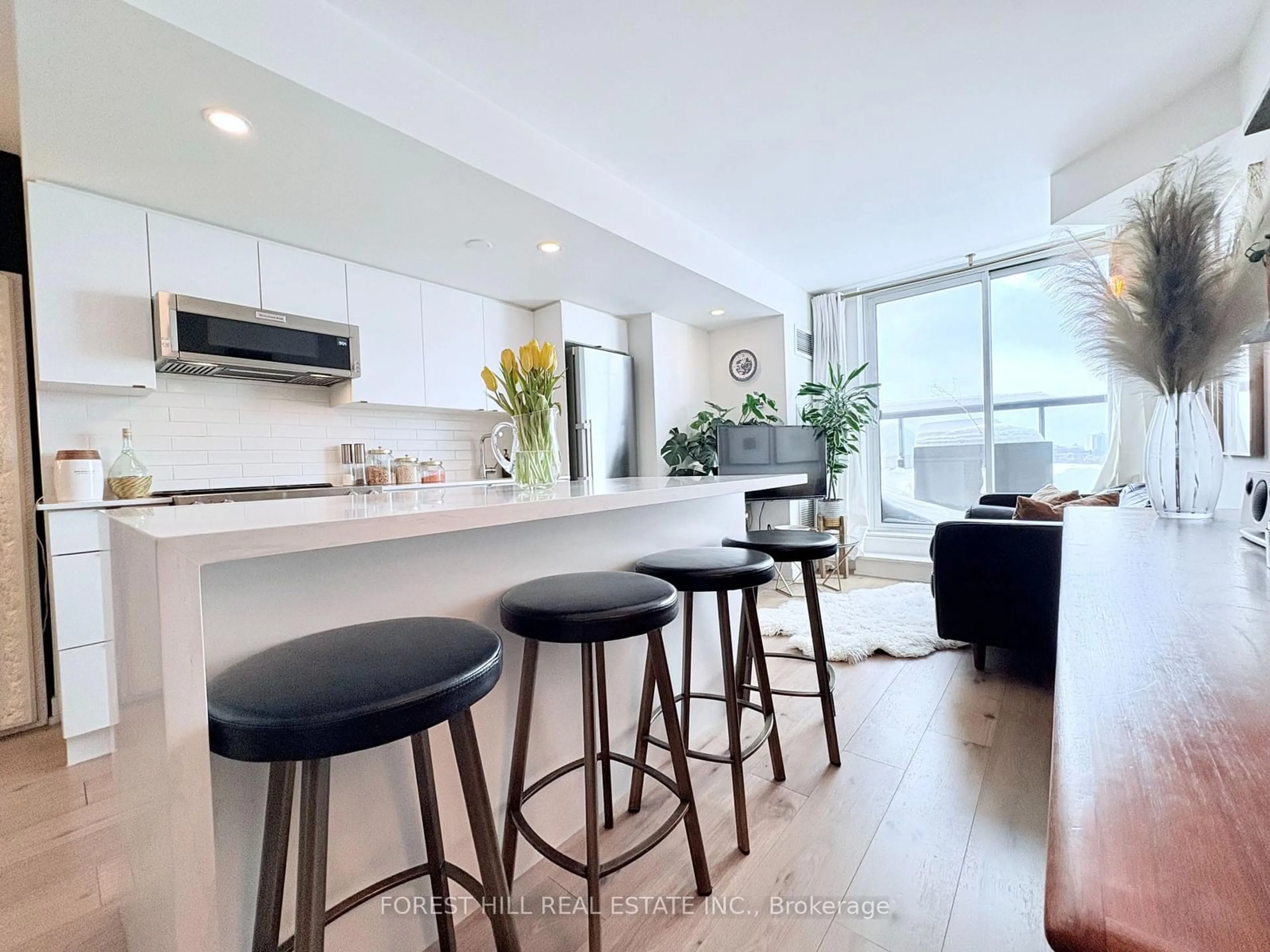 Open concept kitchen, unknown for 1401 O'Connor Dr #606, Toronto Ontario M4B 2V5