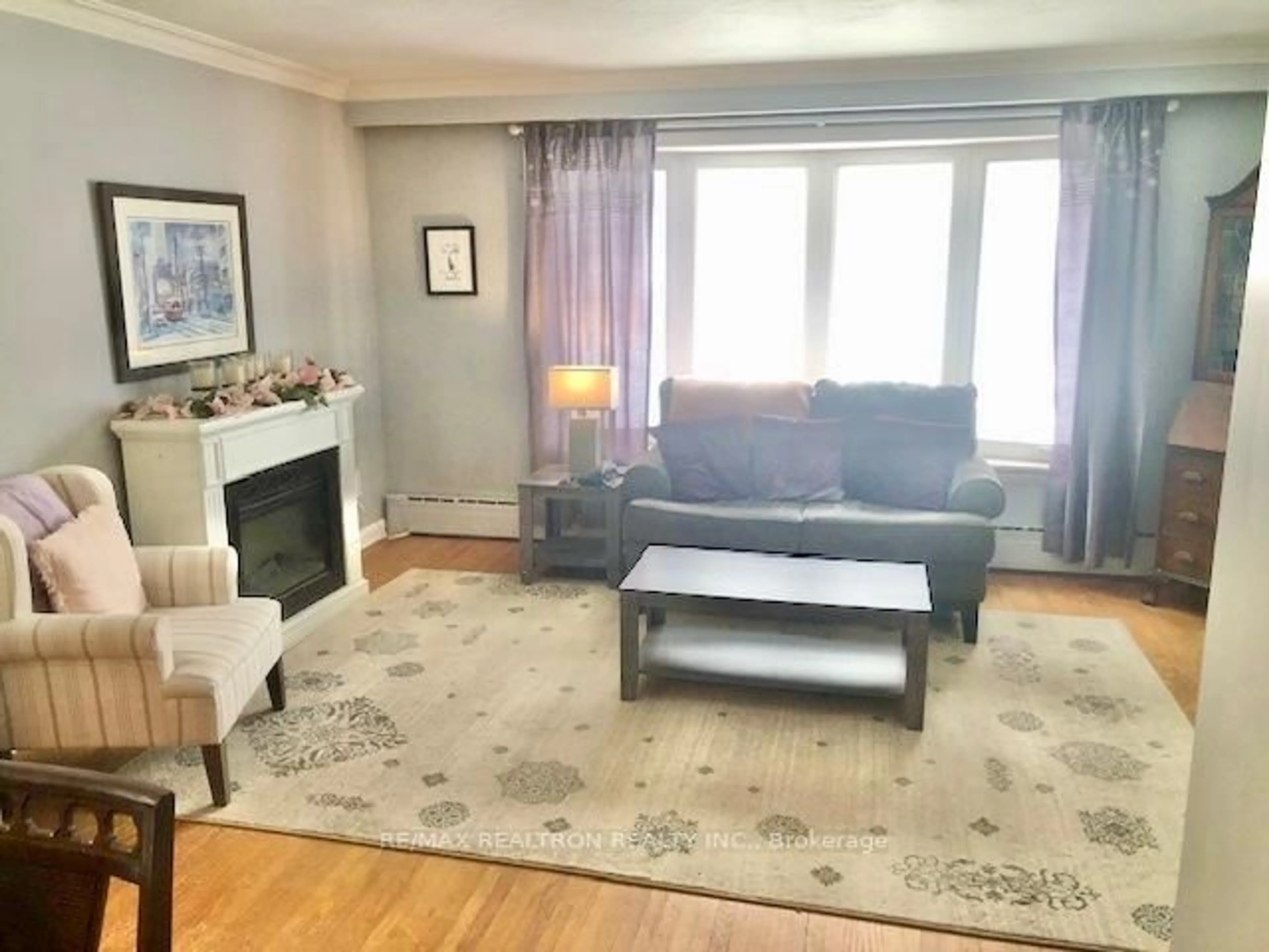 Living room with furniture, unknown for 4 Elmdon Crt, Toronto Ontario M1J 1R1