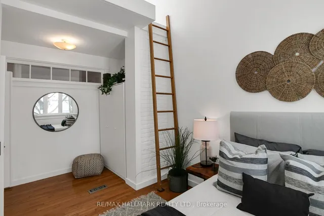 Additional property image - 10 Kingsmount Park Rd