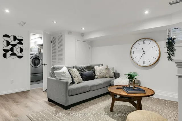 Additional property image - 10 Kingsmount Park Rd