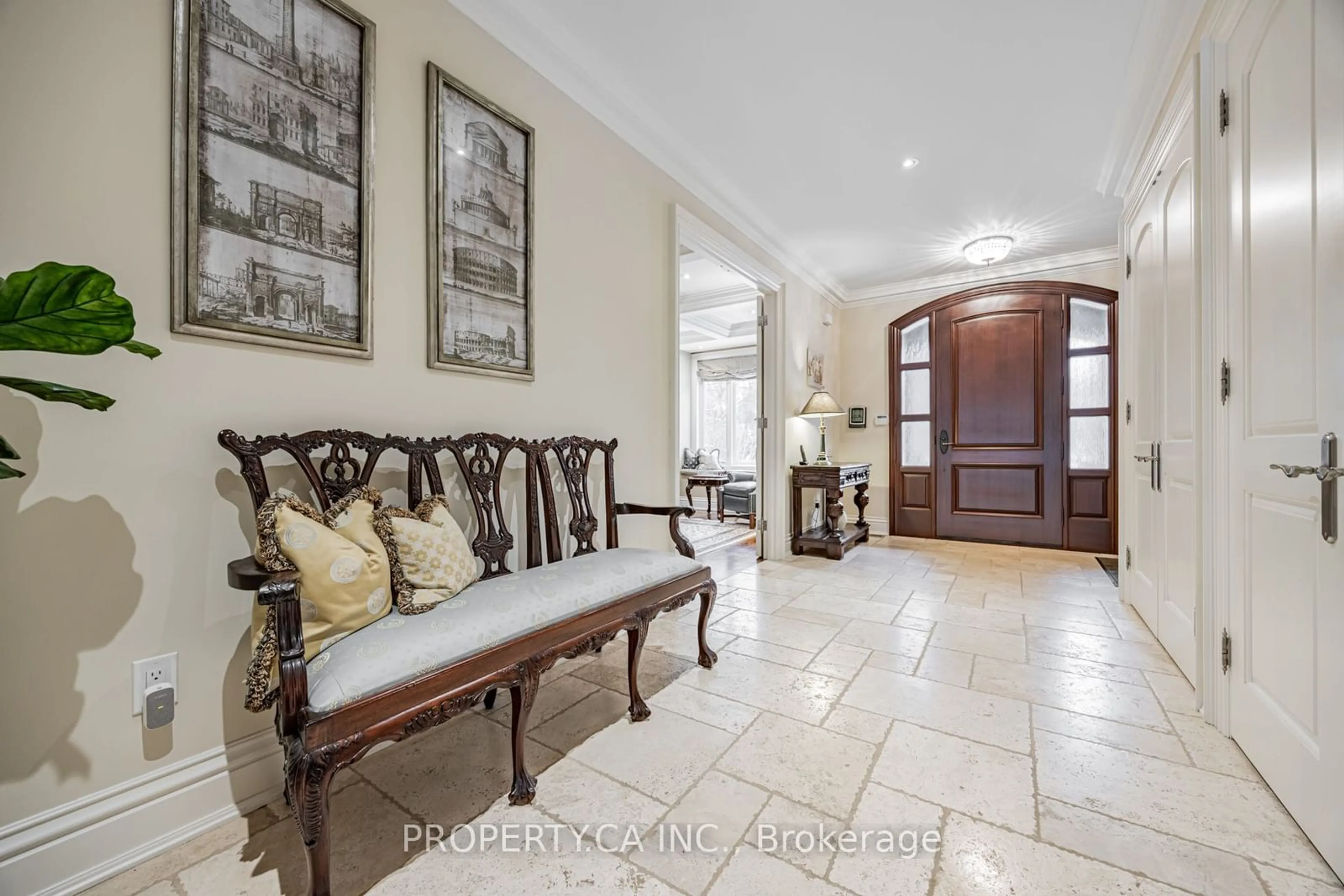 Indoor foyer for 34 Hillside Dr, Toronto Ontario M4K 2M2