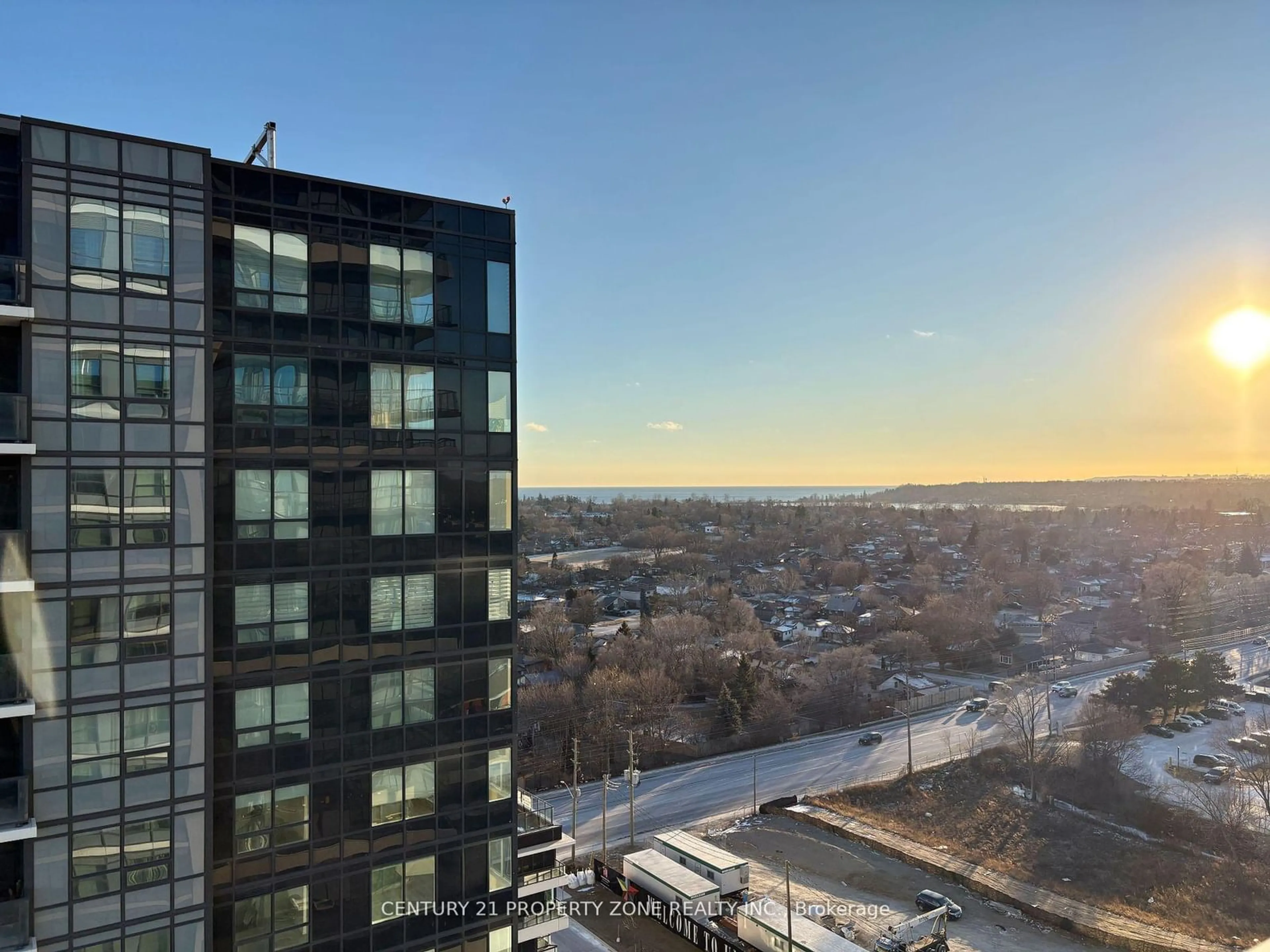 A pic from outside/outdoor area/front of a property/back of a property/a pic from drone, city buildings view from balcony for 1455 Celebration Dr #1502, Pickering Ontario L1W 0C3