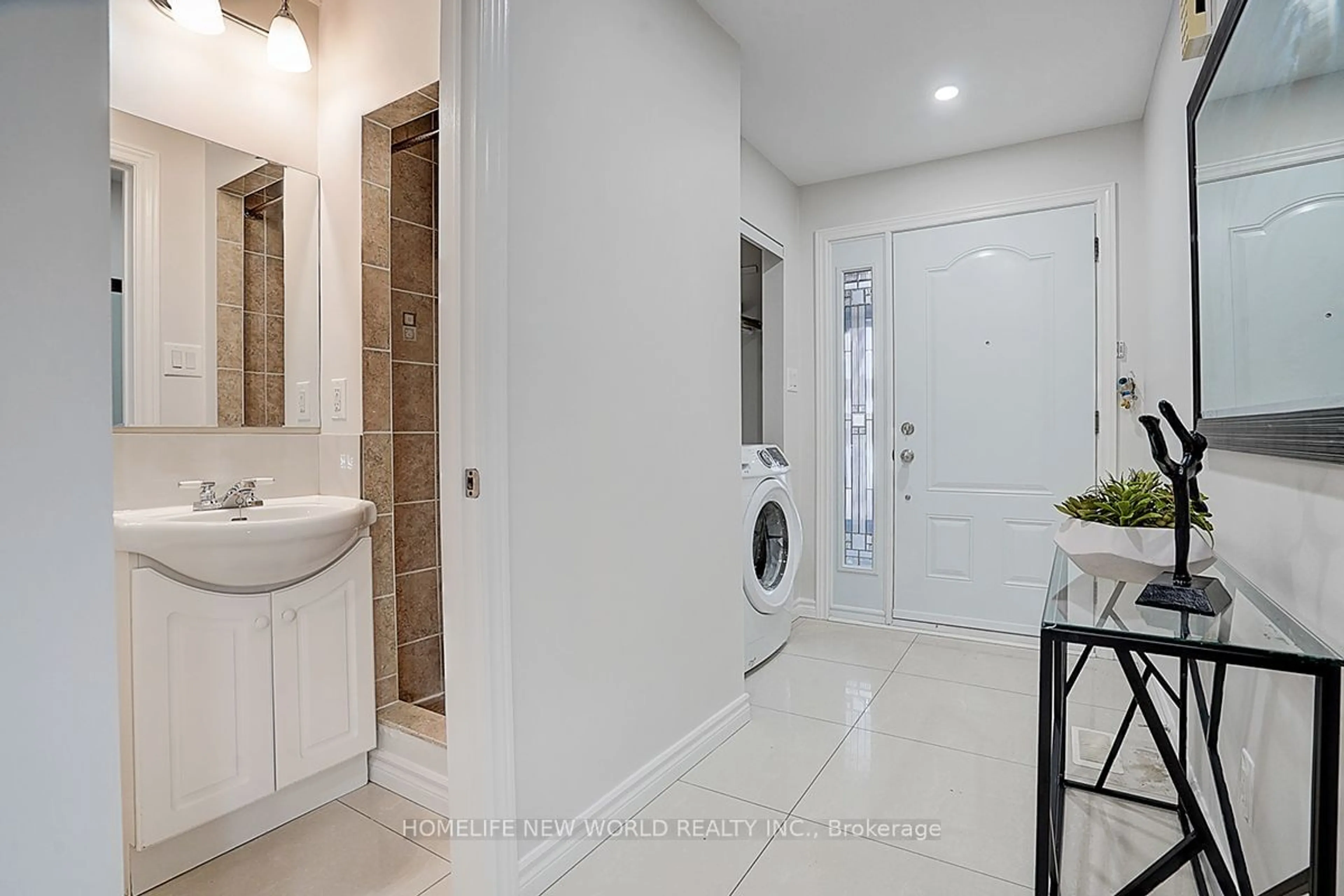 Laundry room for 17 Pale Moon Cres, Toronto Ontario M1W 3H4