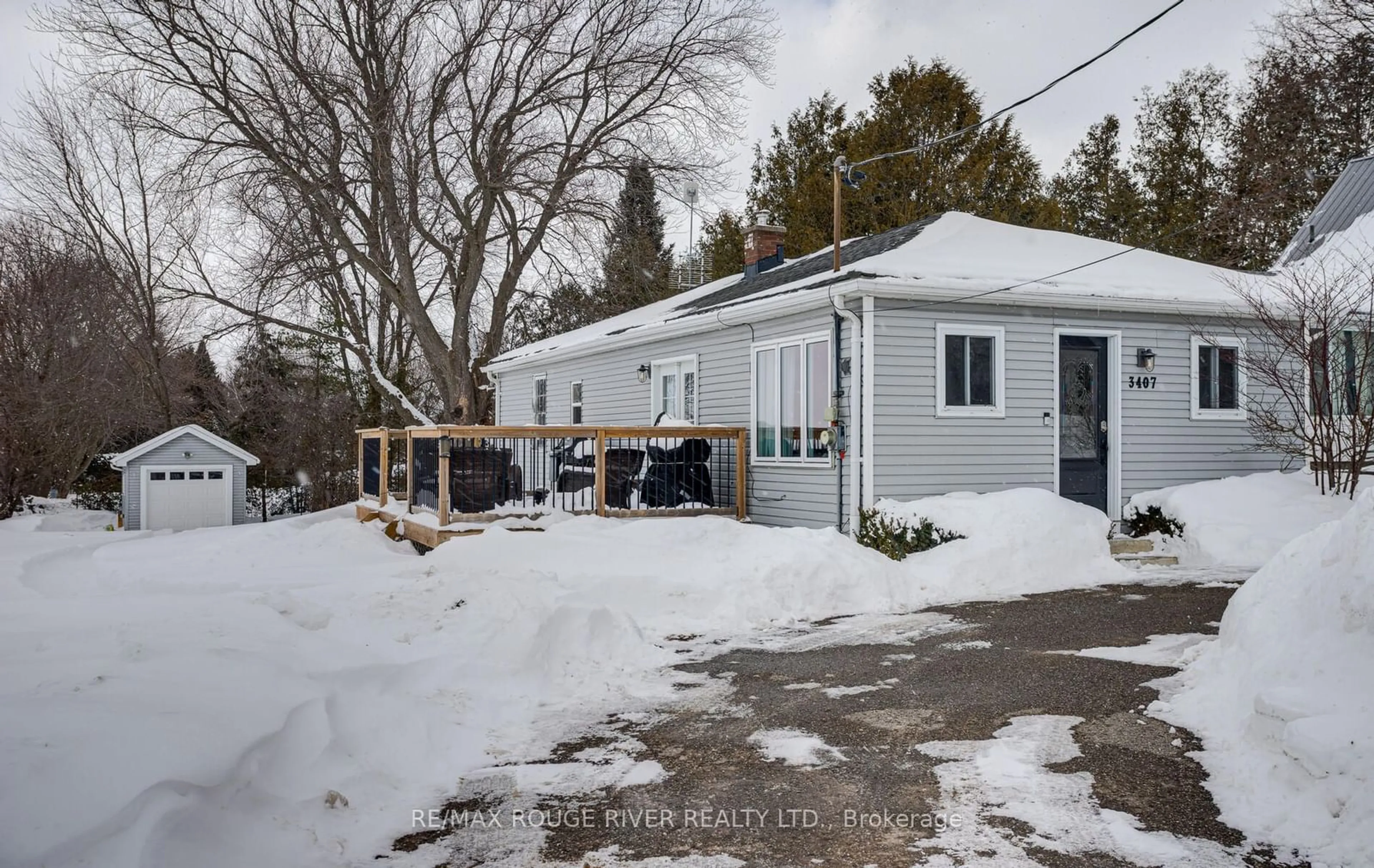 A pic from outside/outdoor area/front of a property/back of a property/a pic from drone, street for 3407 Church St, Scugog Ontario L0B 1B0