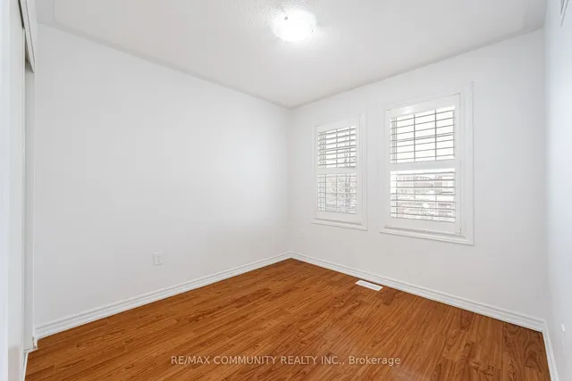 Additional property image - 5 Brilliant Crt