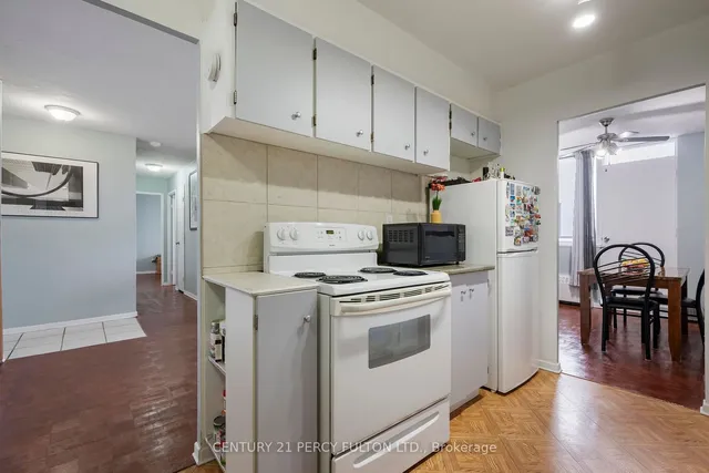Additional property image - 180 Markham Rd Unit 915