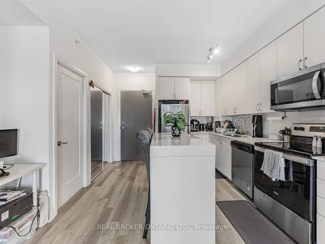 Additional property image - 3220 Sheppard Ave Unit 1206
