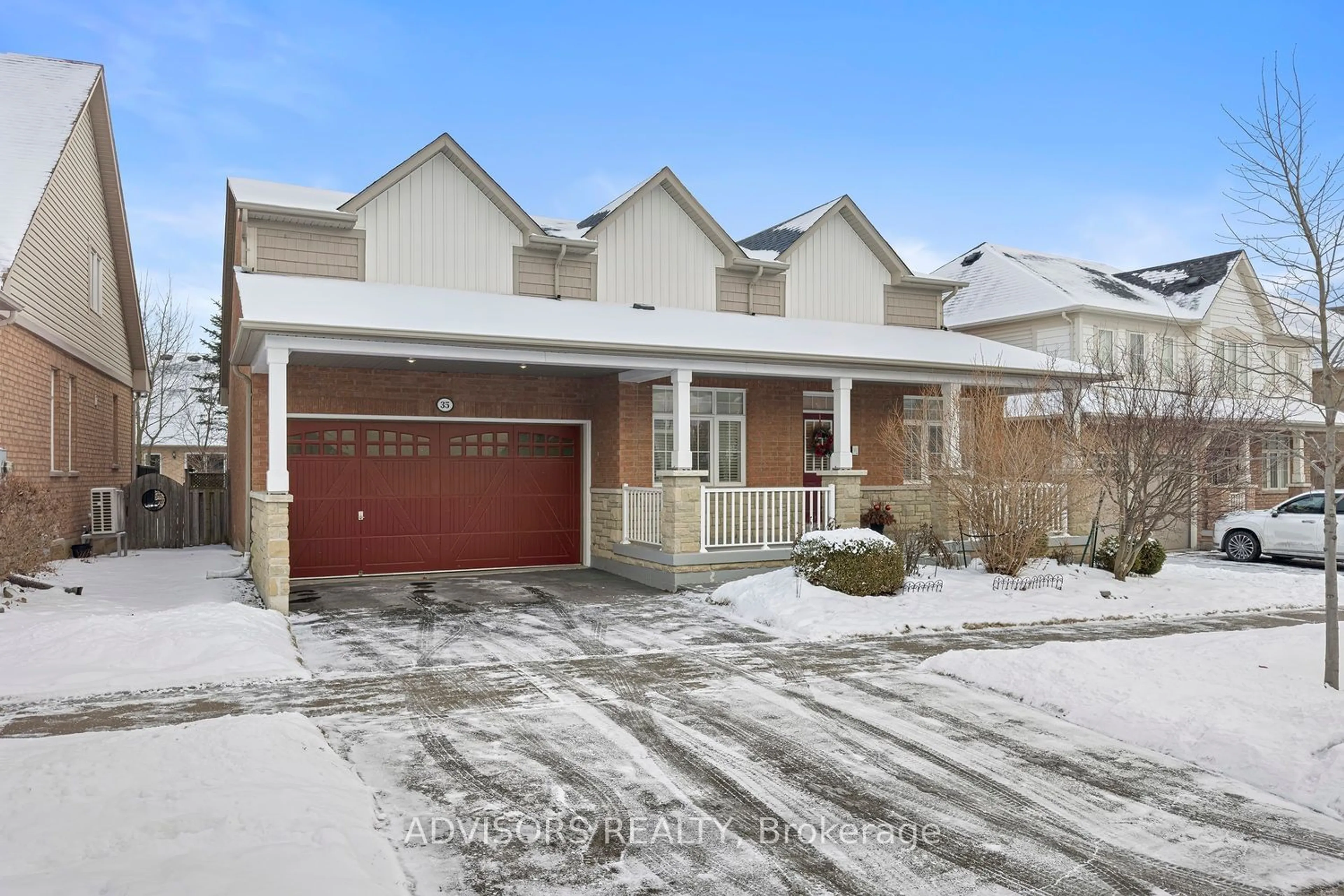 Unknown for 35 Northern Dancer Dr, Oshawa Ontario L1L 0A9