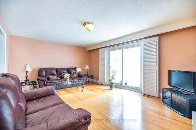 Additional property image - 3635 Kingston Rd