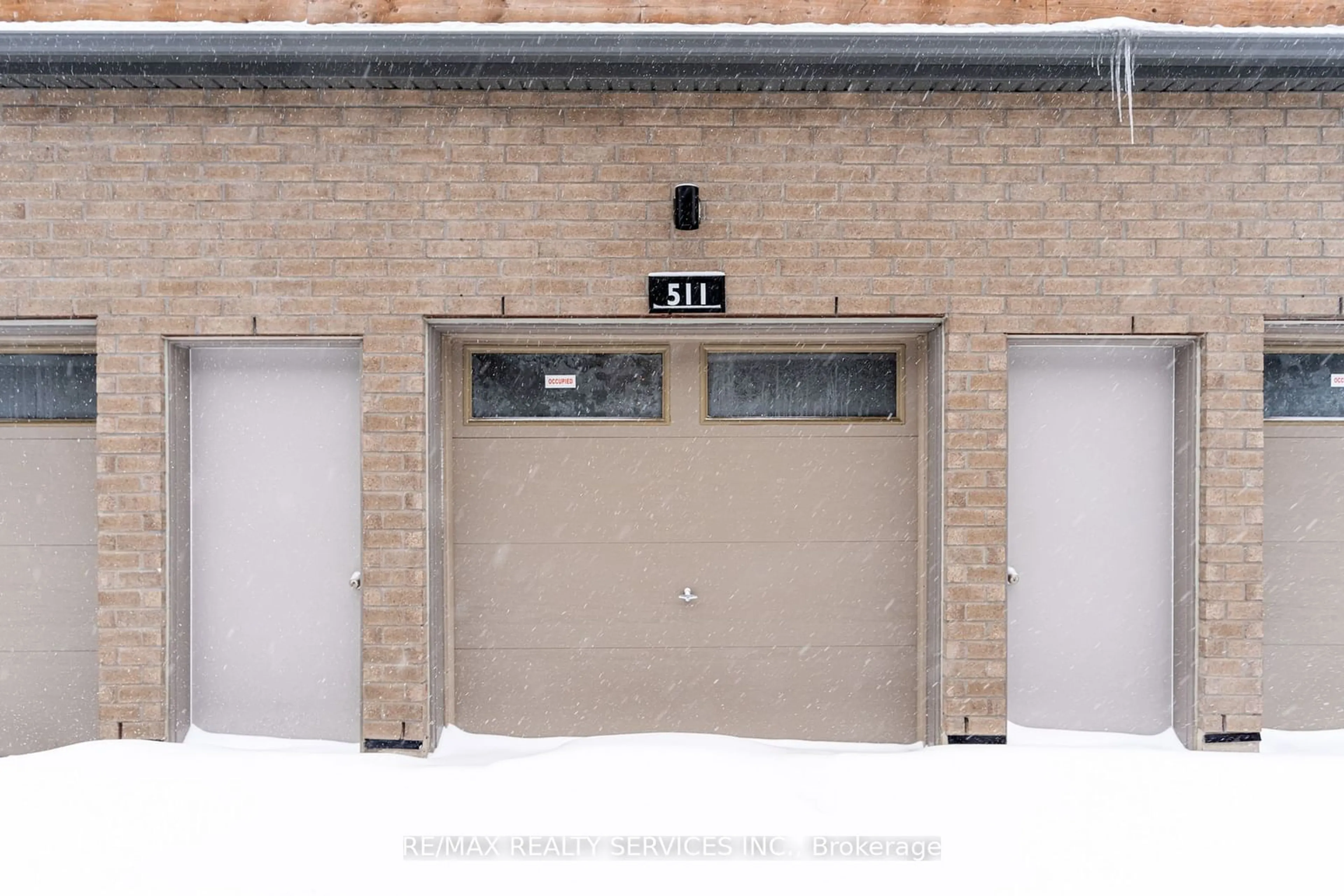 Indoor garage for 1525 Kingston Rd #511, Pickering Ontario L1V 0E9