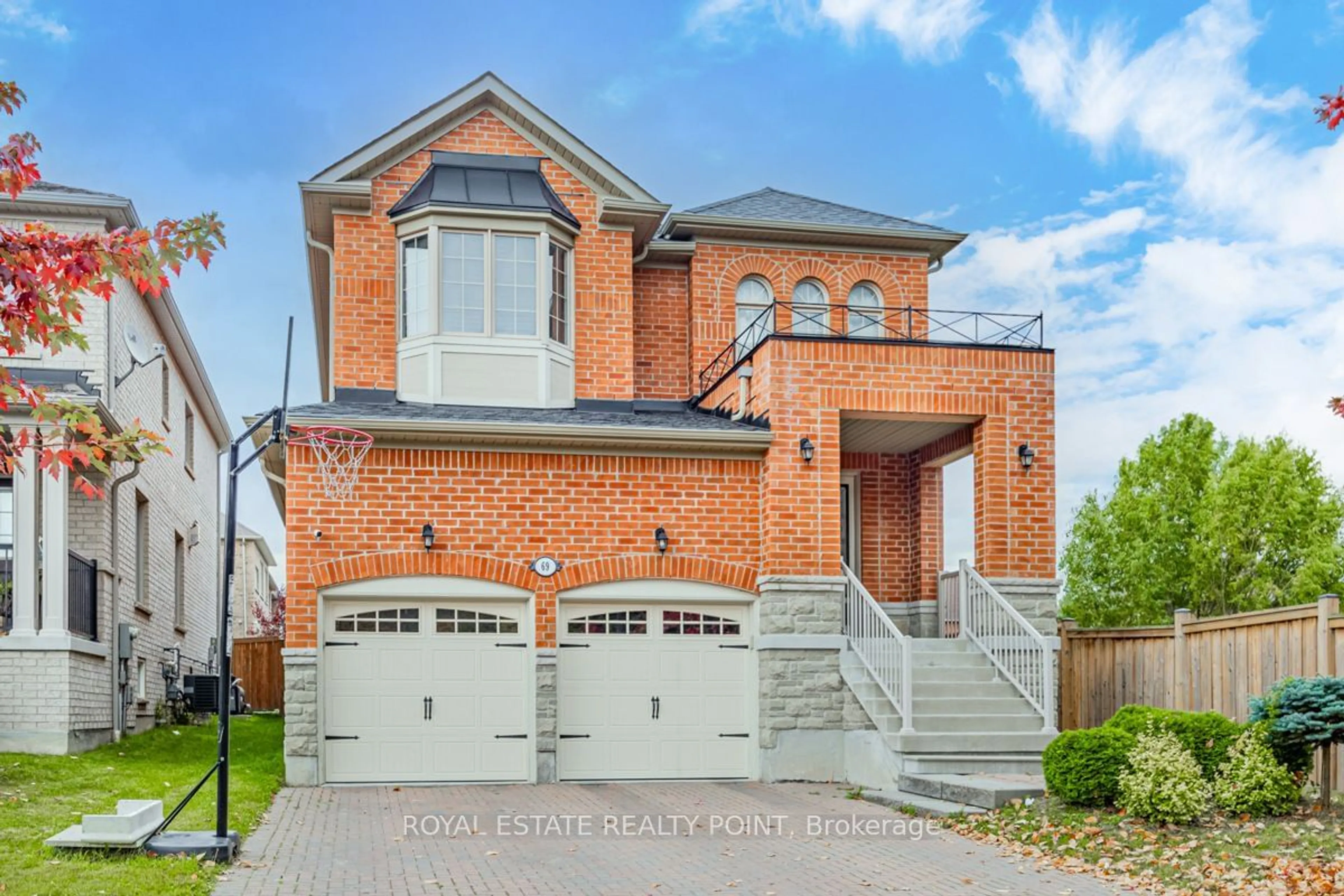 Home with brick exterior material, street for 69 Braebrook Dr, Whitby Ontario L1R 0M9