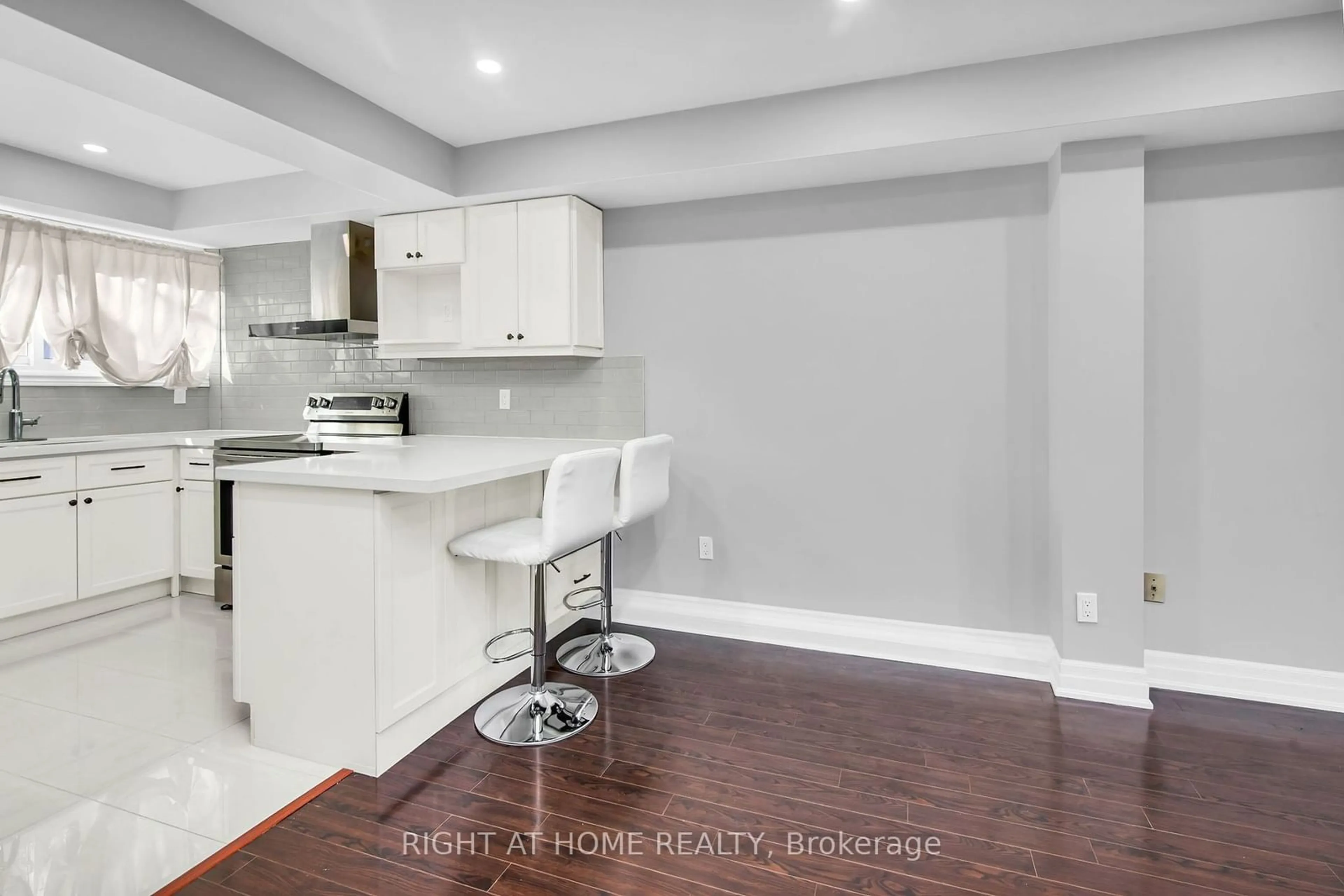 Open concept kitchen, unknown for 2716 St Clair Ave #13, Toronto Ontario M4B 1M6