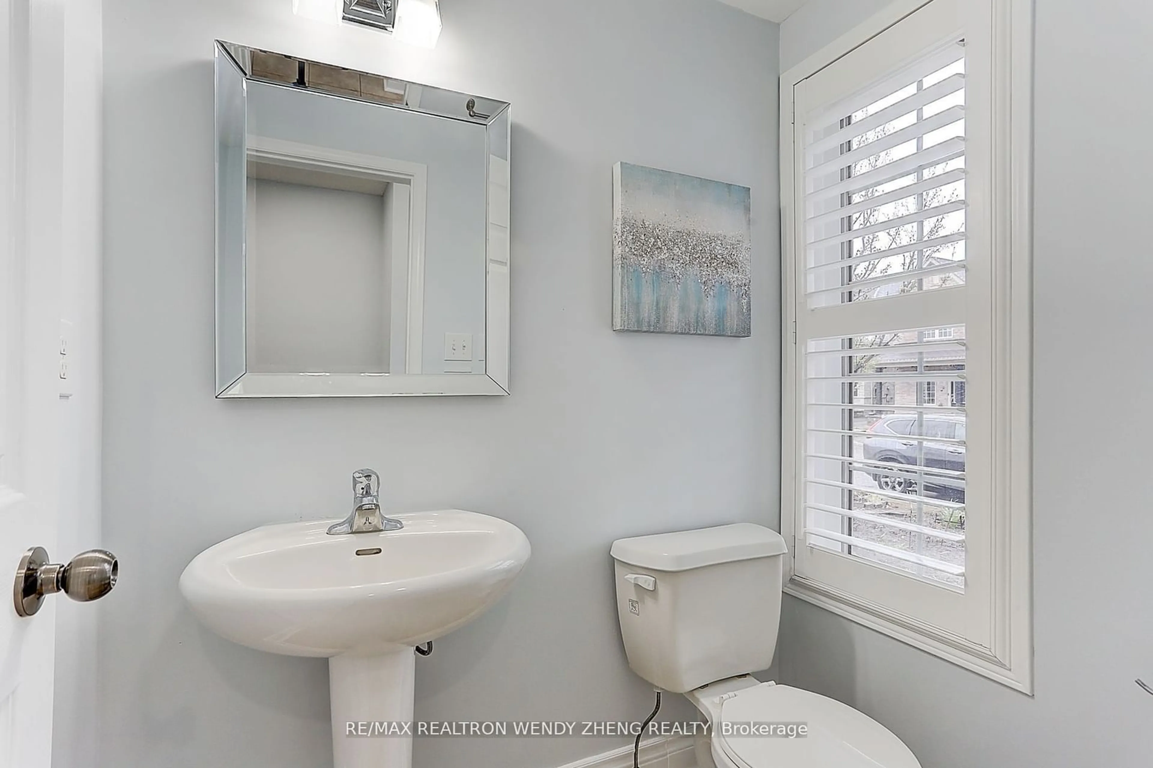 Standard bathroom, ceramic/tile floor for 29 Kinrade Cres, Ajax Ontario L1Z 0M5