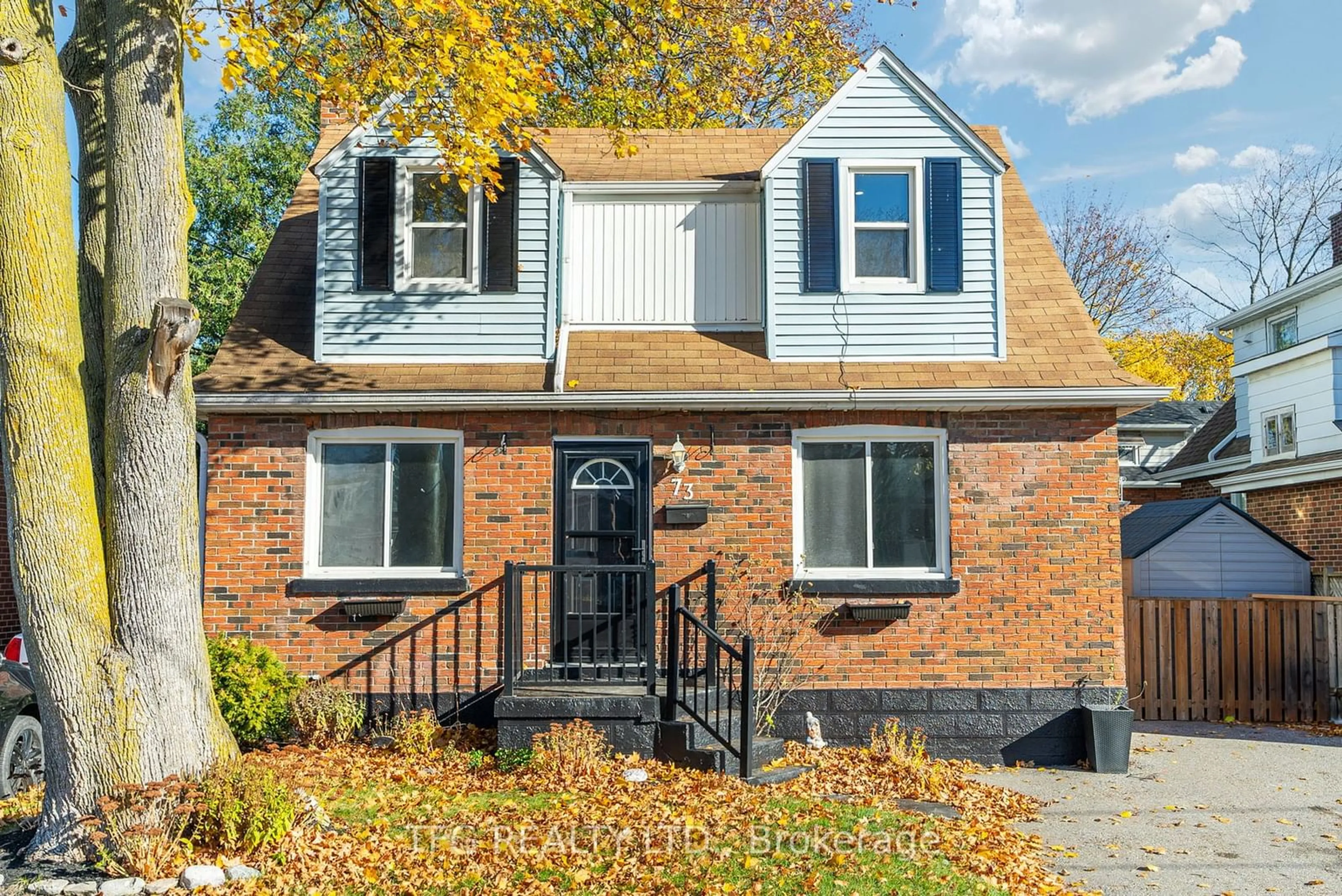 Home with brick exterior material, street for 73 Central Park Blvd, Oshawa Ontario L1G 5Y4