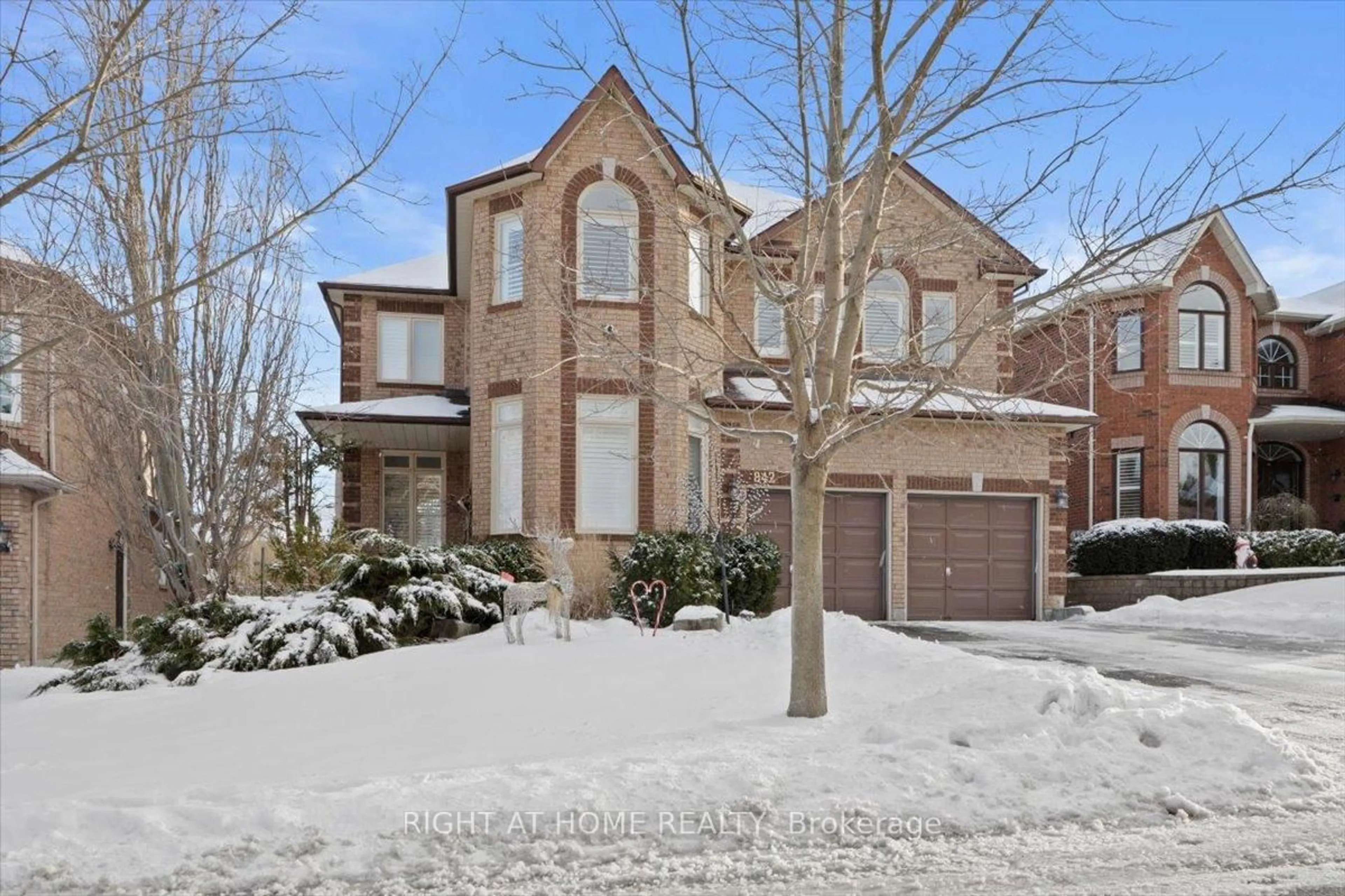 Home with brick exterior material, street for 842 Primrose Crt, Pickering Ontario L1X 2S7