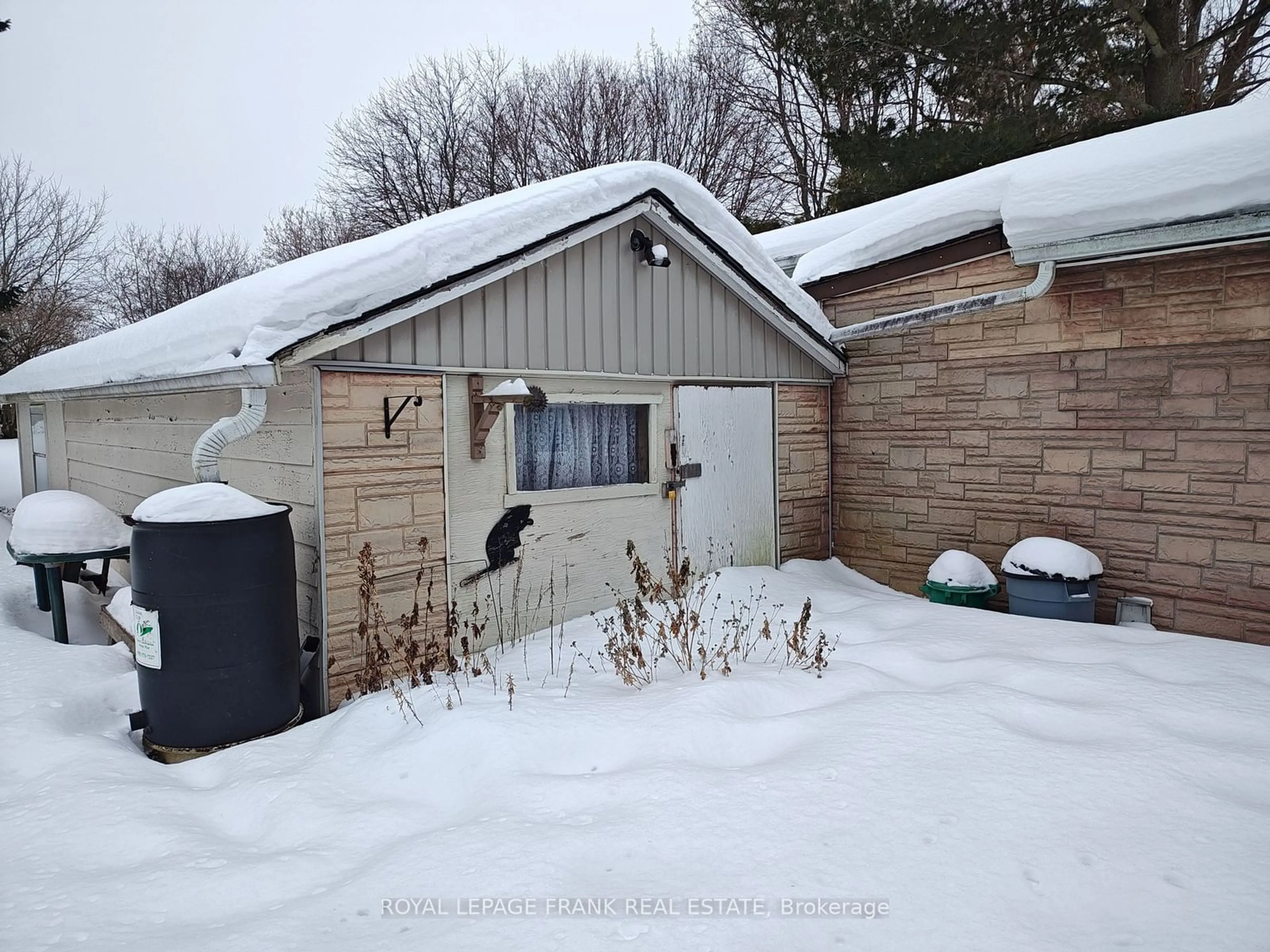 Shed for 139 Summit Dr, Scugog Ontario L0B 1E0