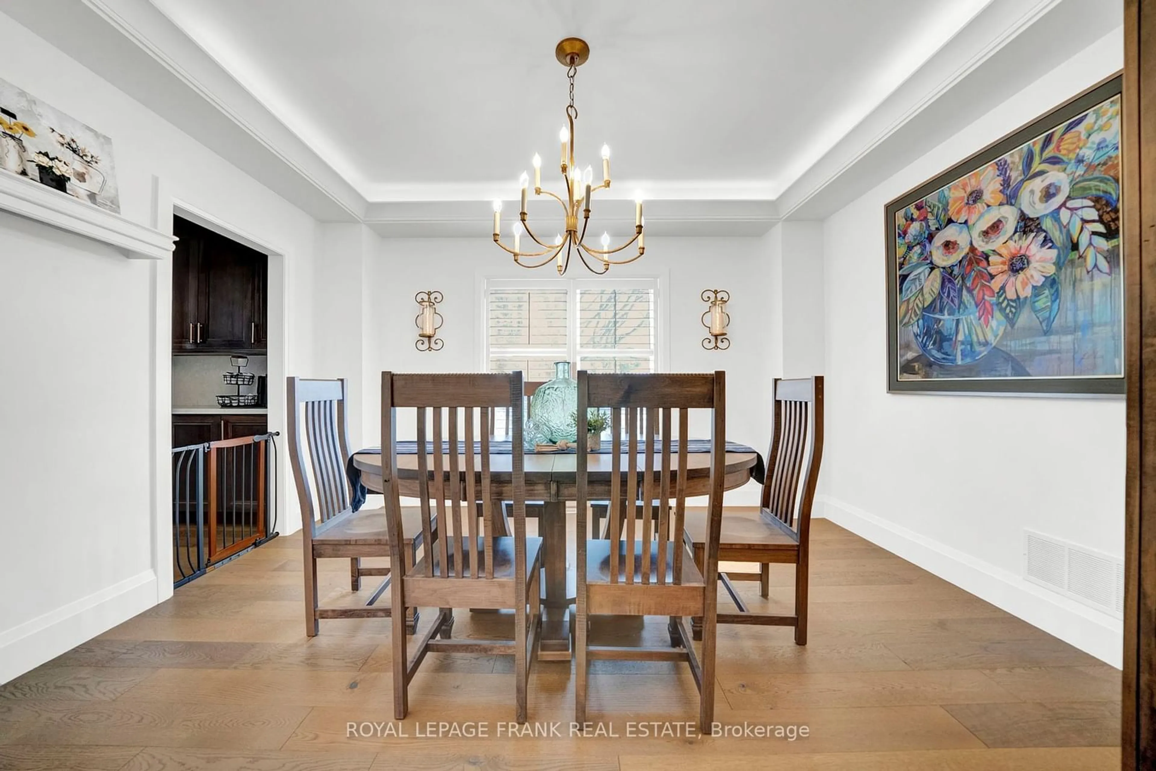 Dining room, ceramic/tile floor for 43 Harry Lee Cres, Clarington Ontario L1C 7G5