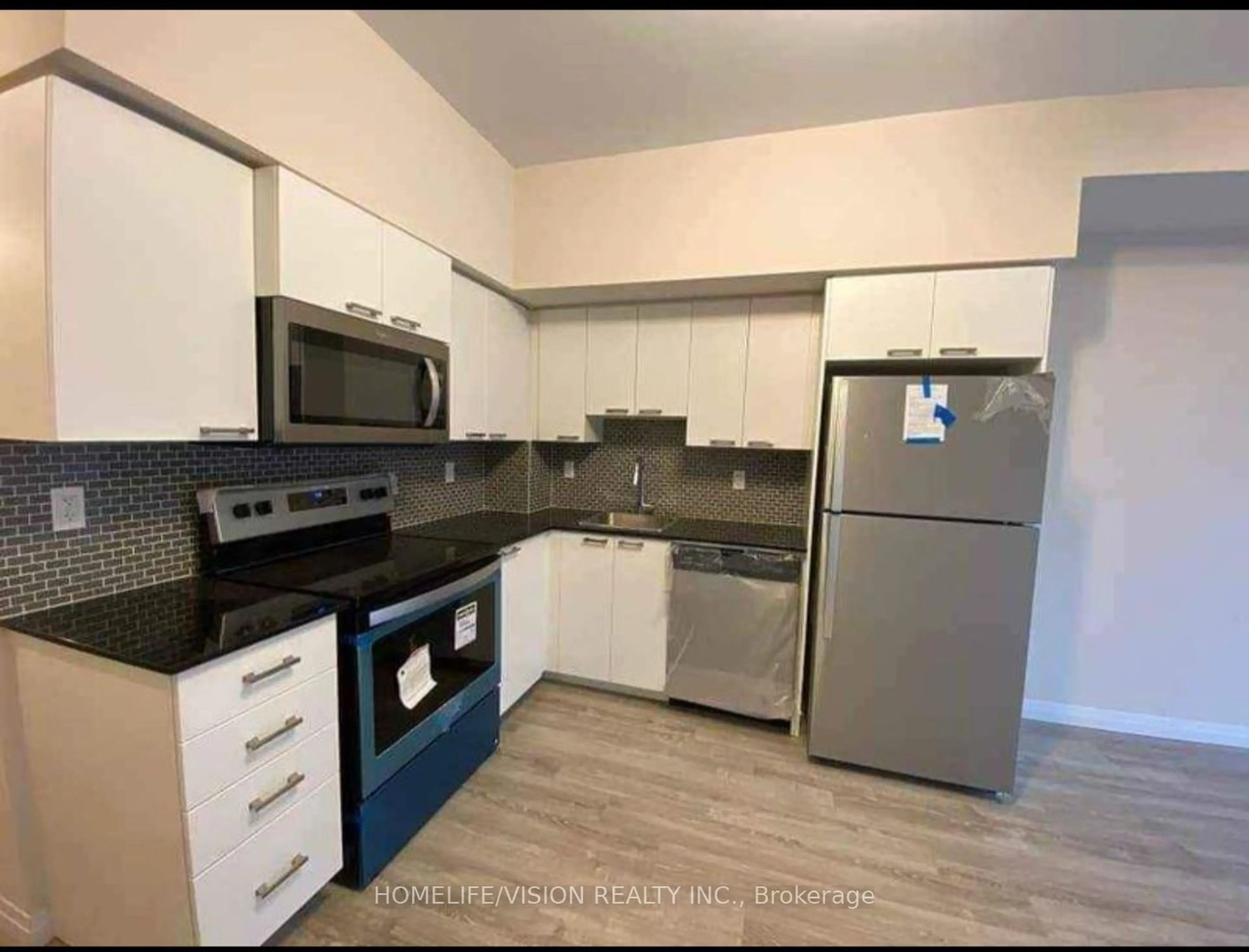 Standard kitchen, unknown for 2152 LAWRENCE Ave #1204, Toronto Ontario M1E 0B5