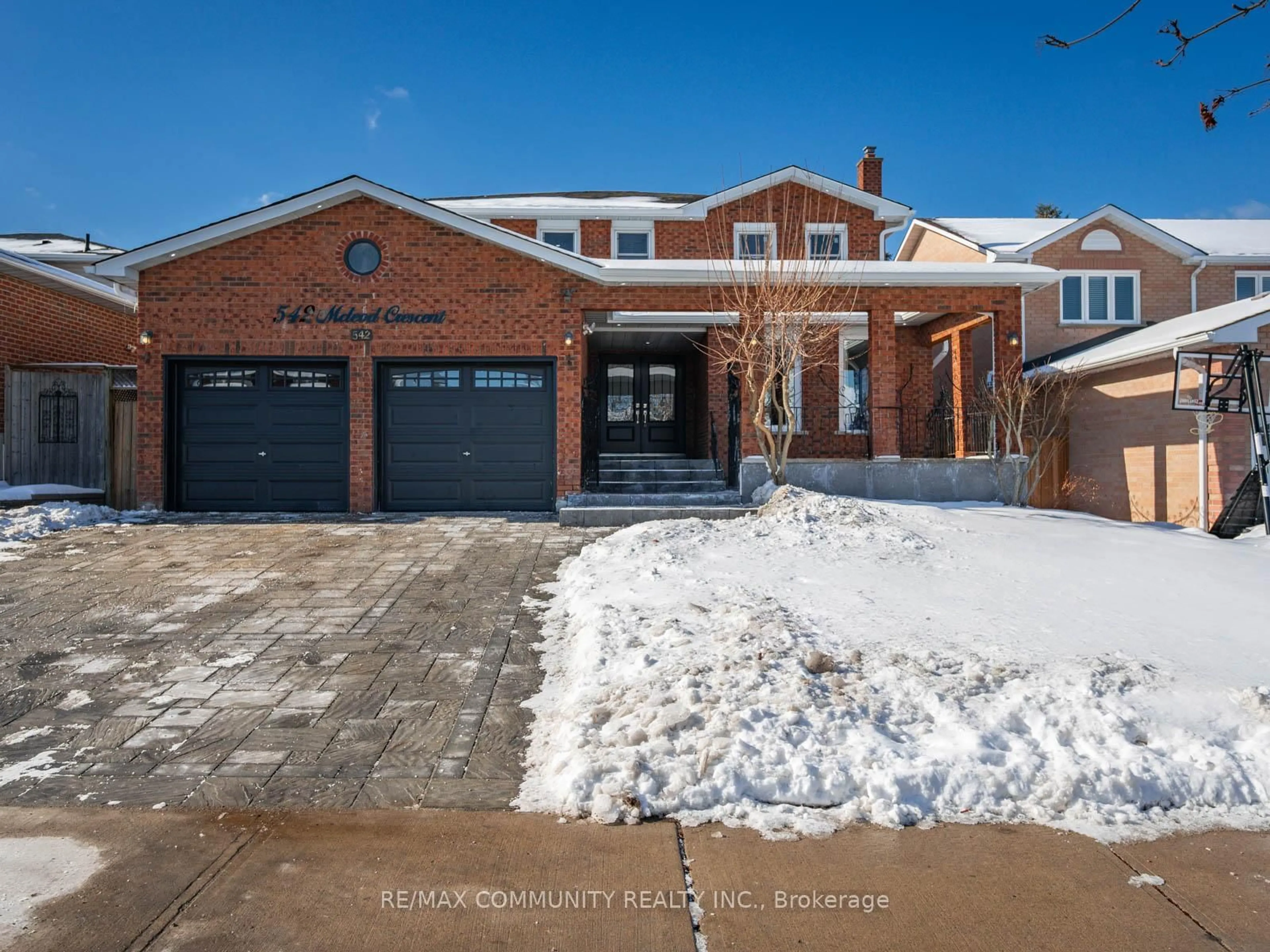 Home with brick exterior material, street for 542 McLeod Cres, Pickering Ontario L1W 3M5