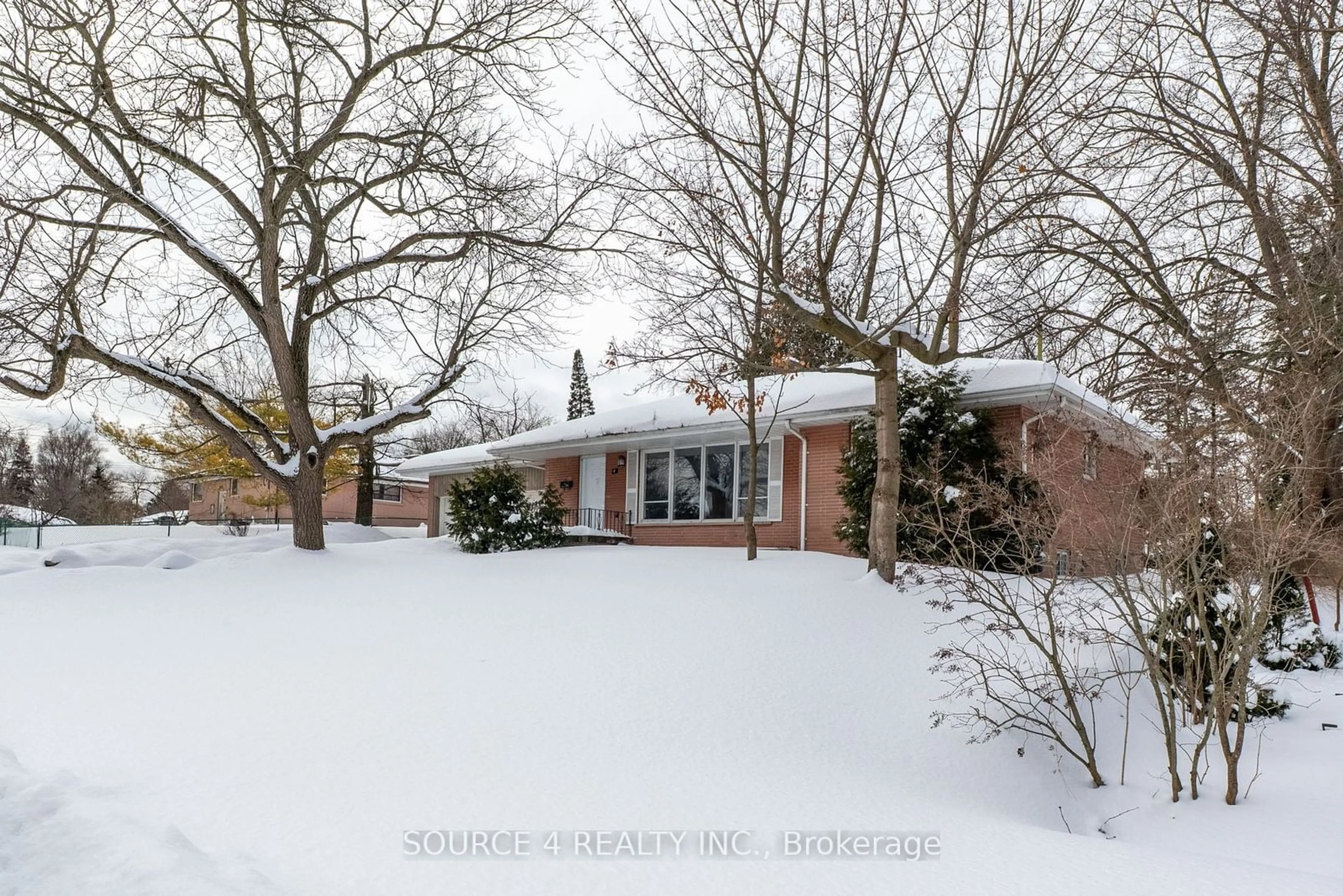 Home with brick exterior material, street for 8 Flerimac Rd, Toronto Ontario M1E 4A9