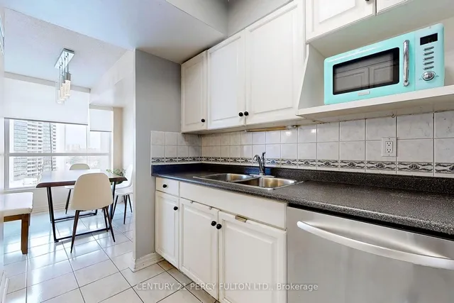 Additional property image - 3233 Eglinton Ave Unit 701