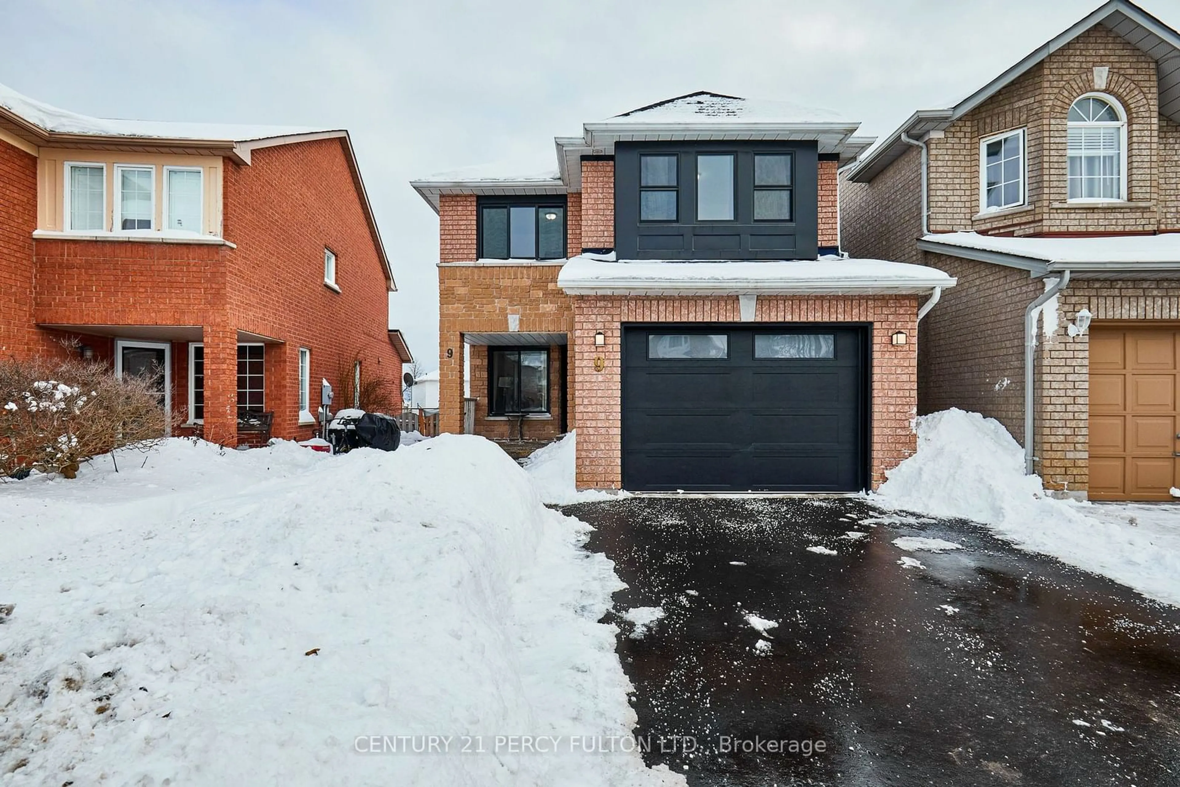 Home with brick exterior material, street for 9 Brodie Crt, Clarington Ontario L1C 4Z2