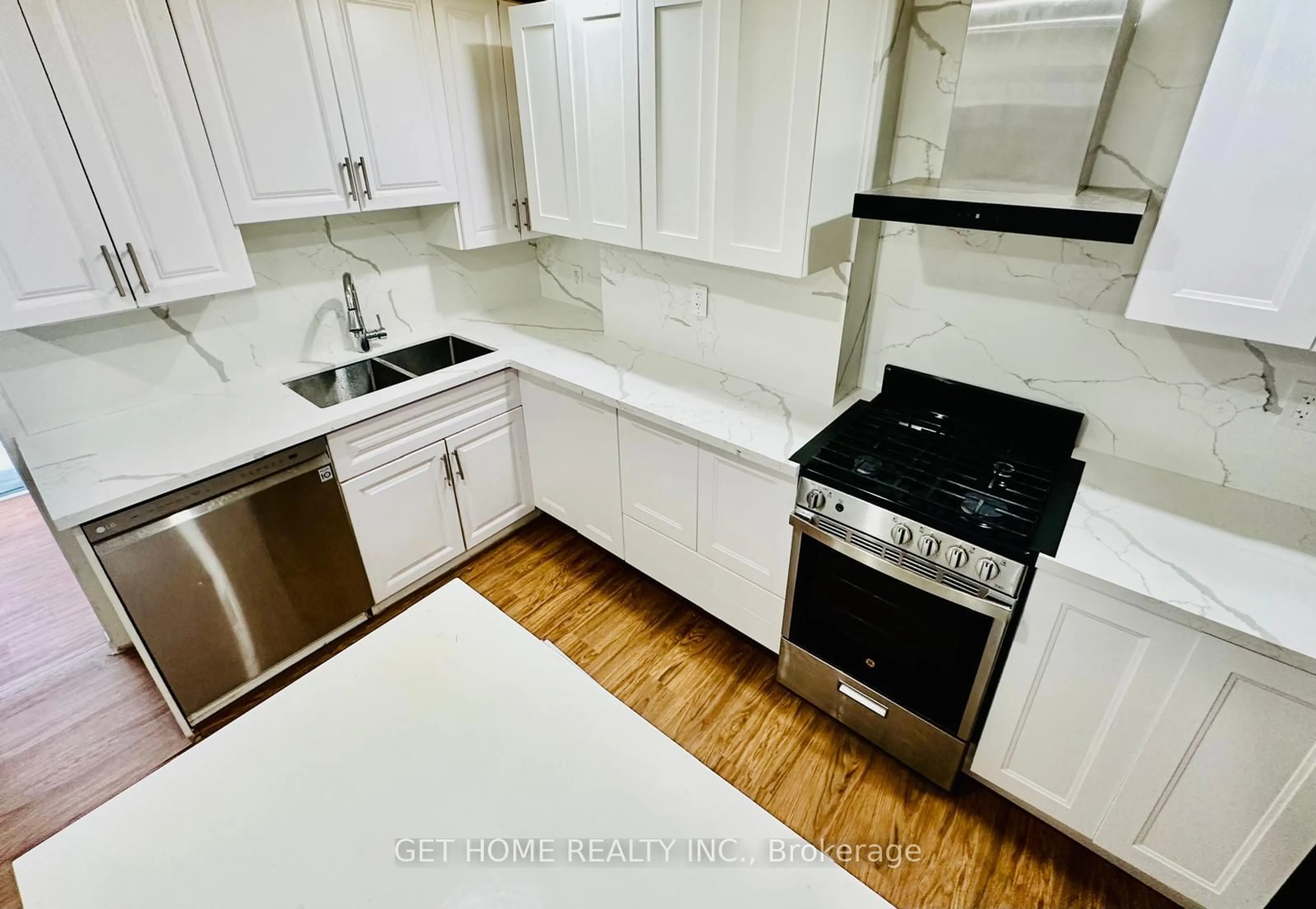 Standard kitchen, unknown for 148 Barrington Ave, Toronto Ontario M4C 4Z2